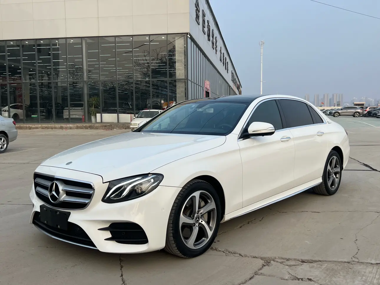 Mercedes-Benz E-Class  из Китая