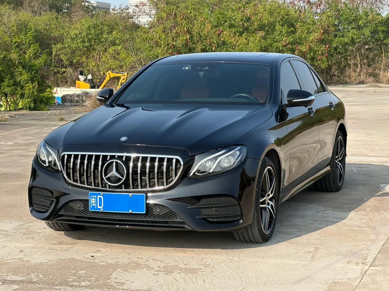 Mercedes-Benz E-Class  из Китая