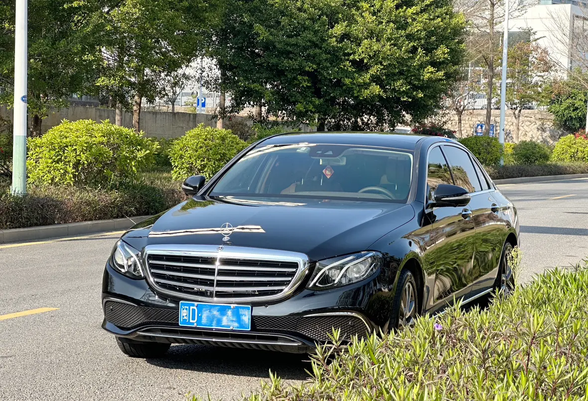 Mercedes-Benz E-Class  из Китая