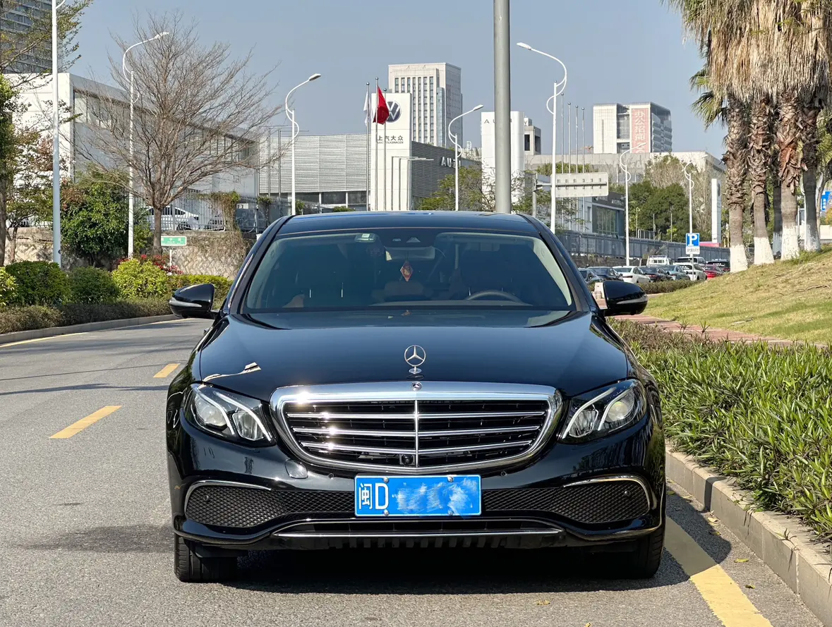 Mercedes-Benz E-Class  из Китая
