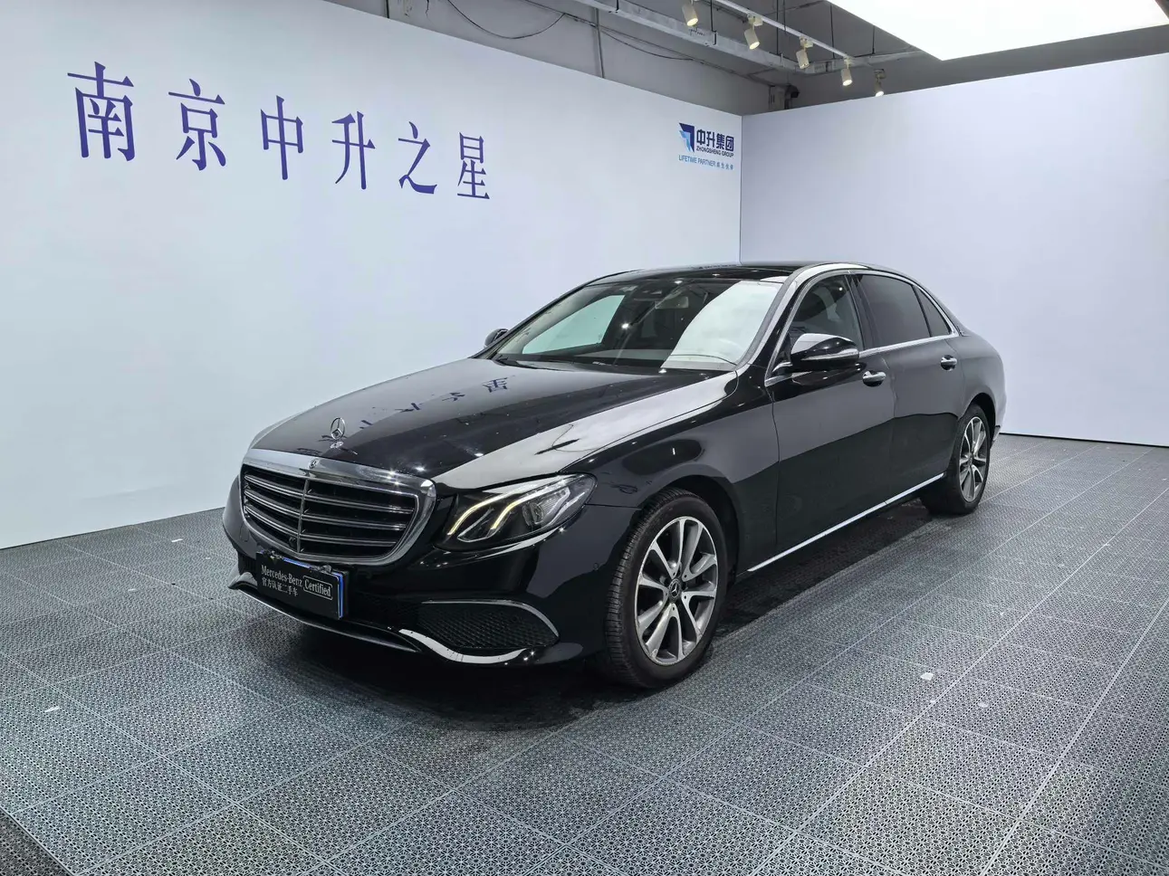 Mercedes-Benz E-Class  из Китая