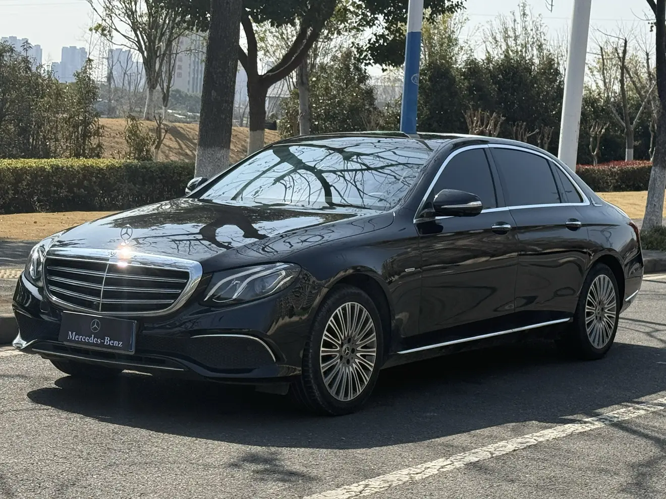 Mercedes-Benz E-Class  из Китая