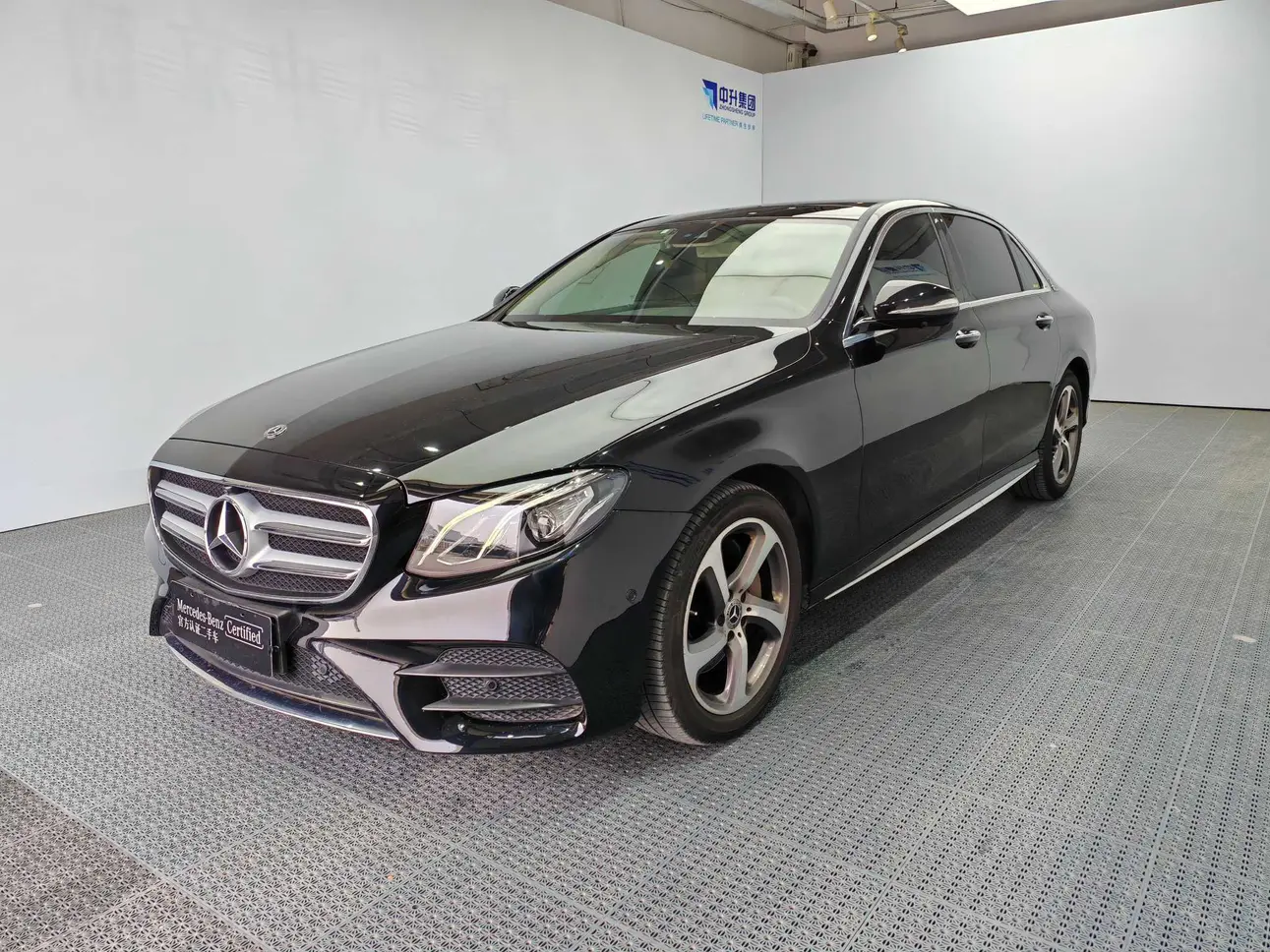 Mercedes-Benz E-Class  из Китая