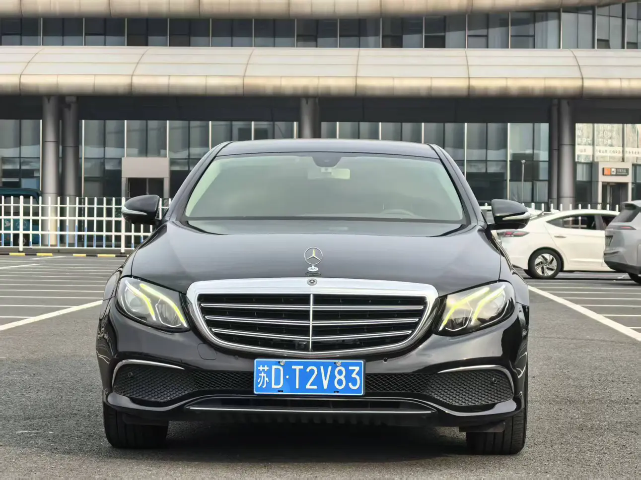 Mercedes-Benz E-Class  из Китая