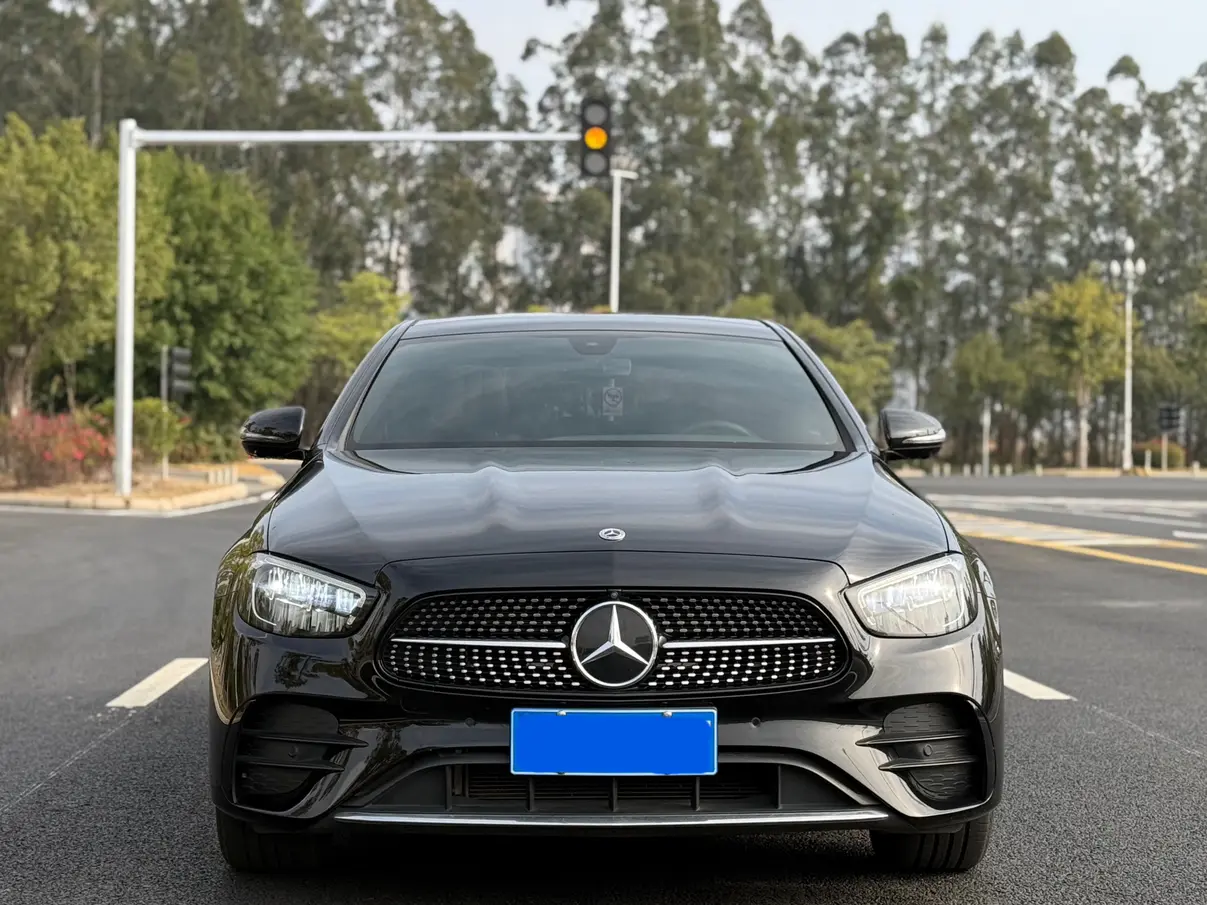 Mercedes-Benz E-Class  из Китая