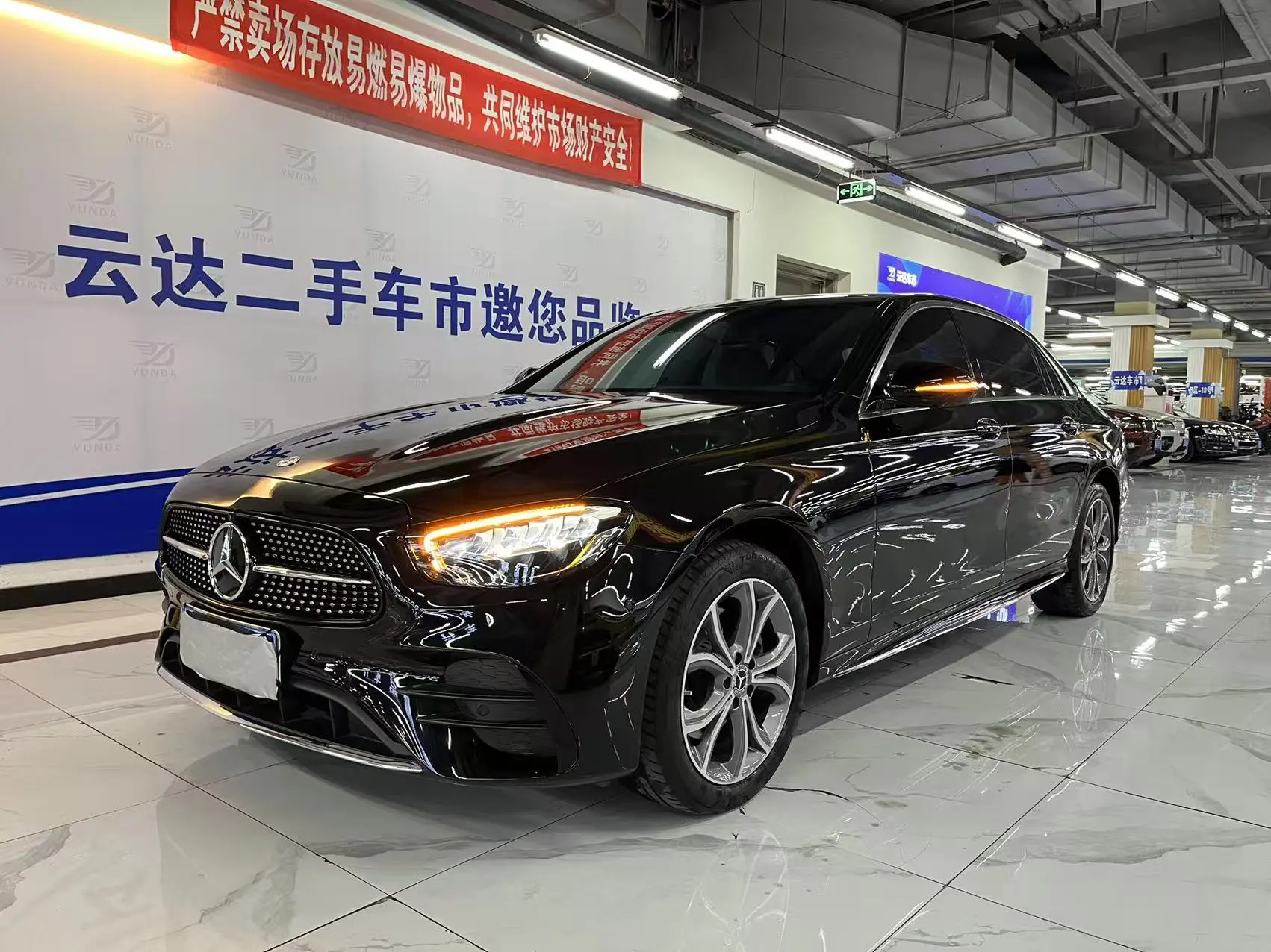 Mercedes-Benz E-Class  из Китая