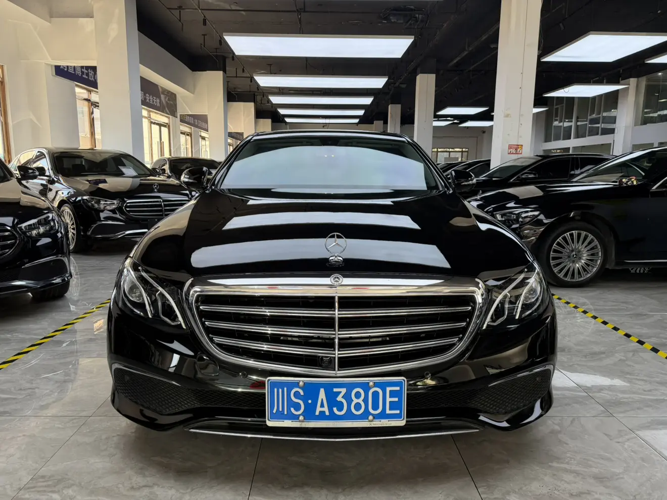 Mercedes-Benz E-Class  из Китая