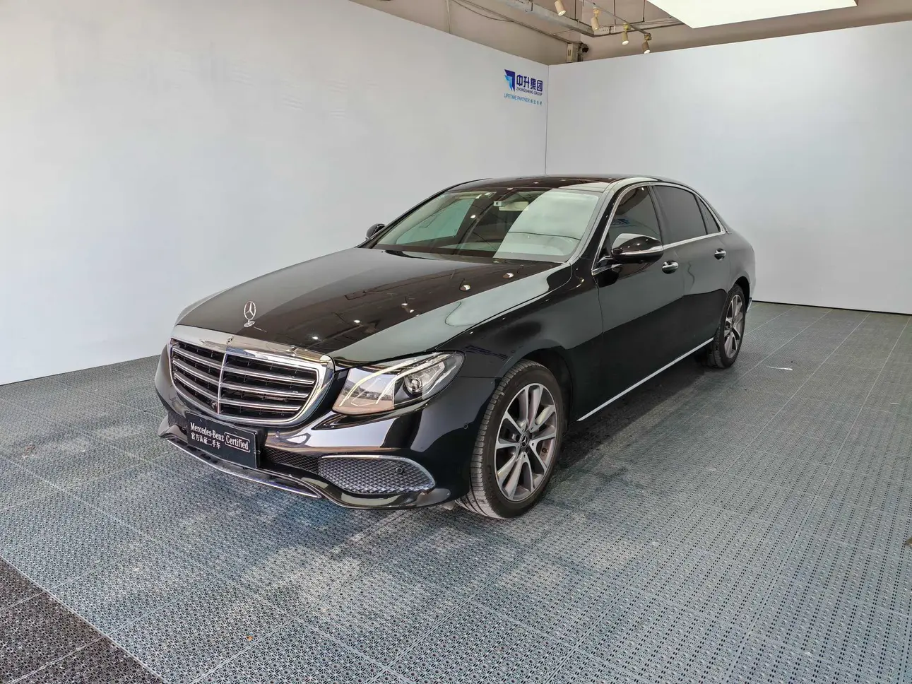 Mercedes-Benz E-Class  из Китая