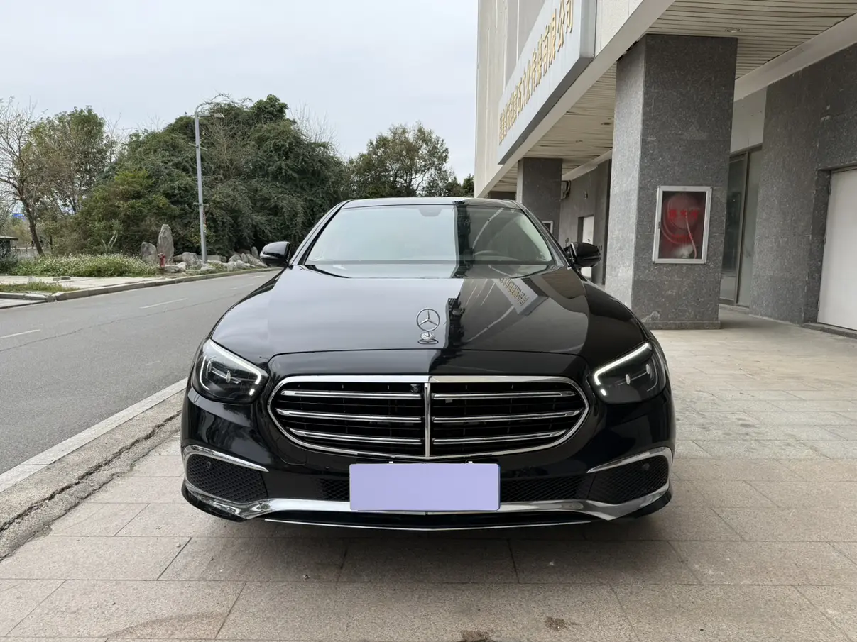 Mercedes-Benz E-Class  из Китая