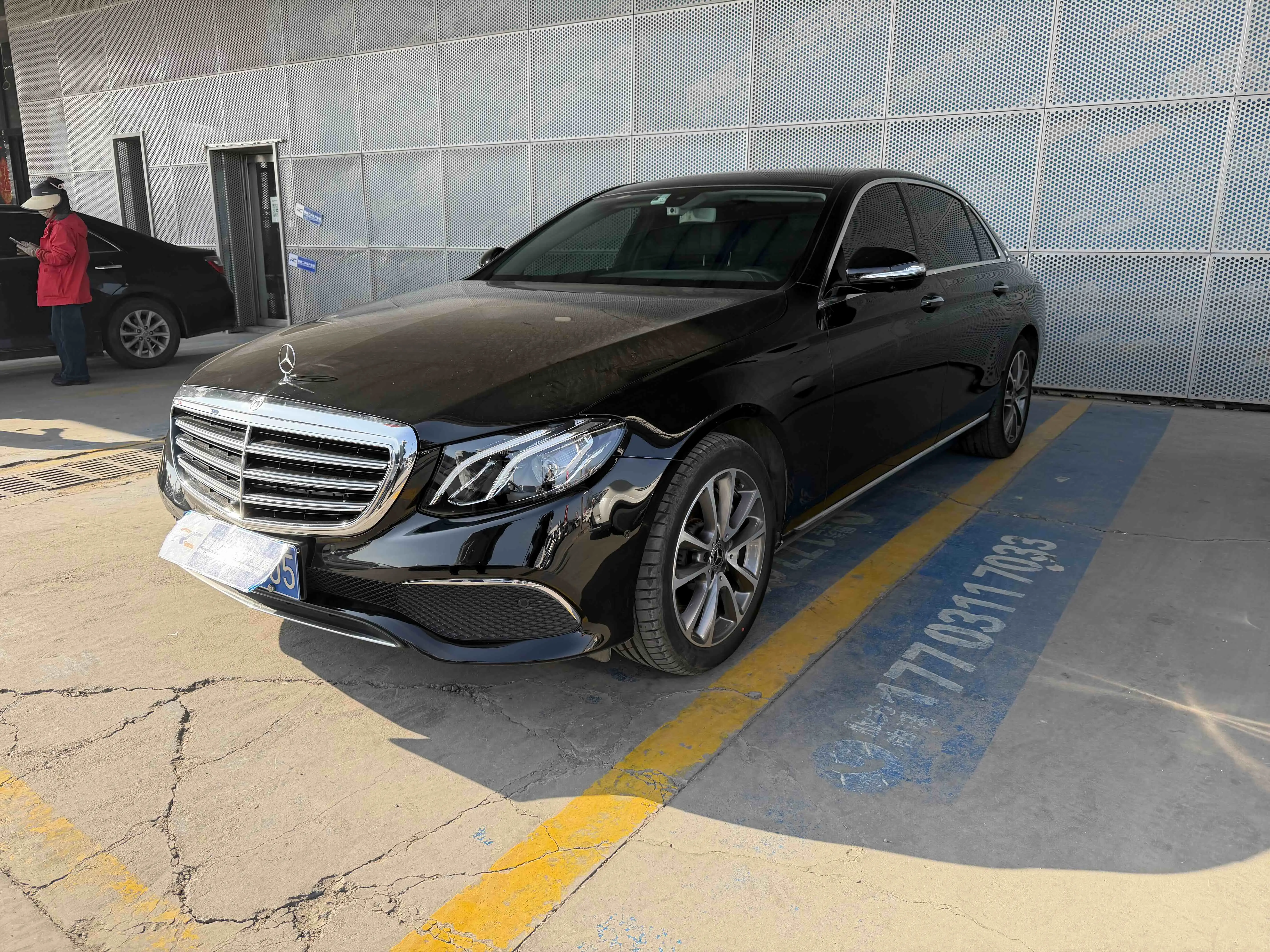 Mercedes-Benz E-Class  из Китая