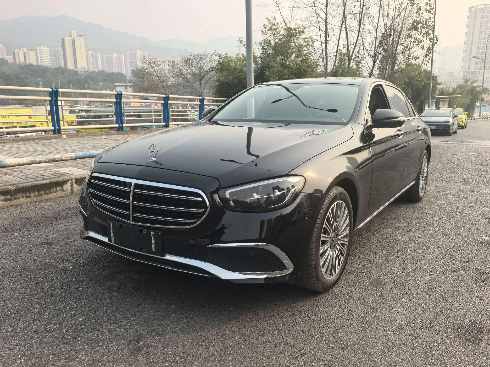 Mercedes-Benz E-Class  из Китая