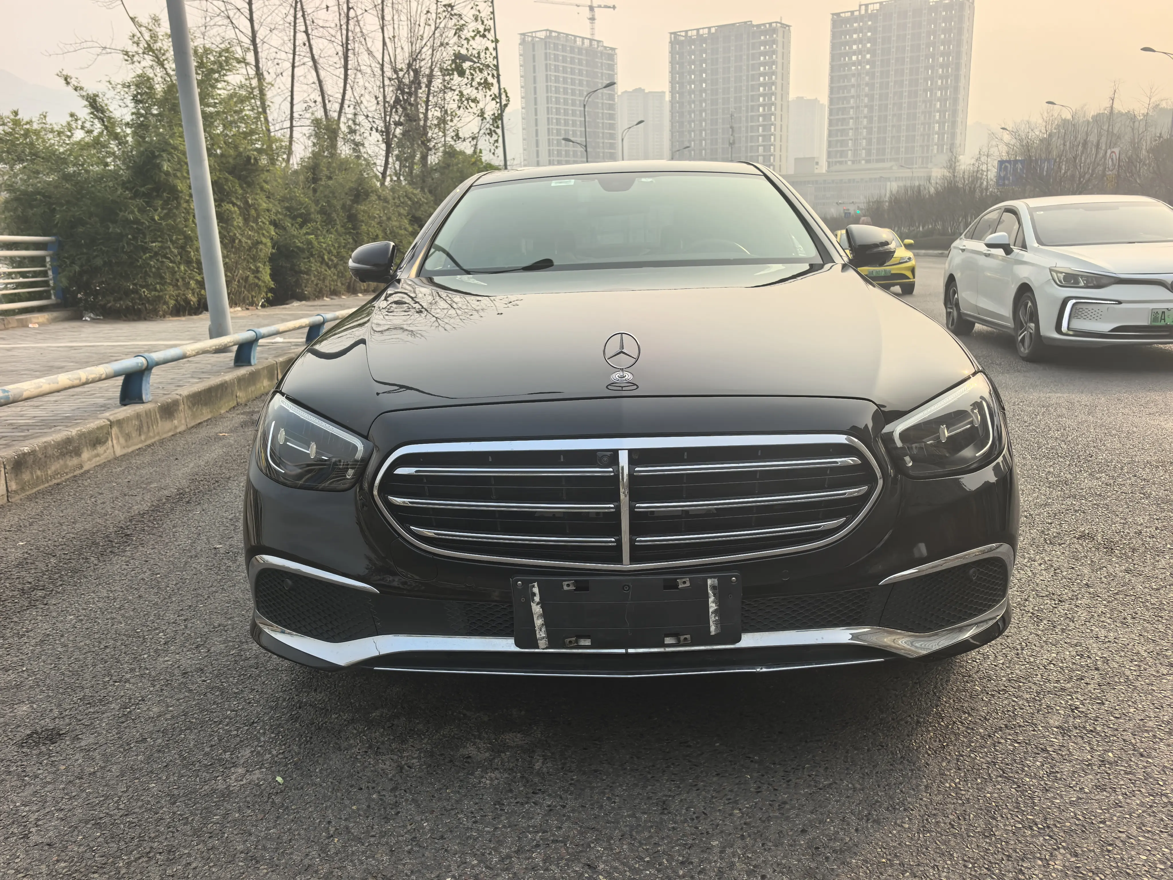 Mercedes-Benz E-Class  из Китая