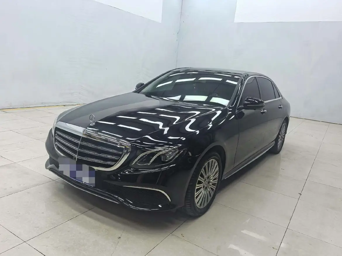 Mercedes-Benz E-Class  из Китая