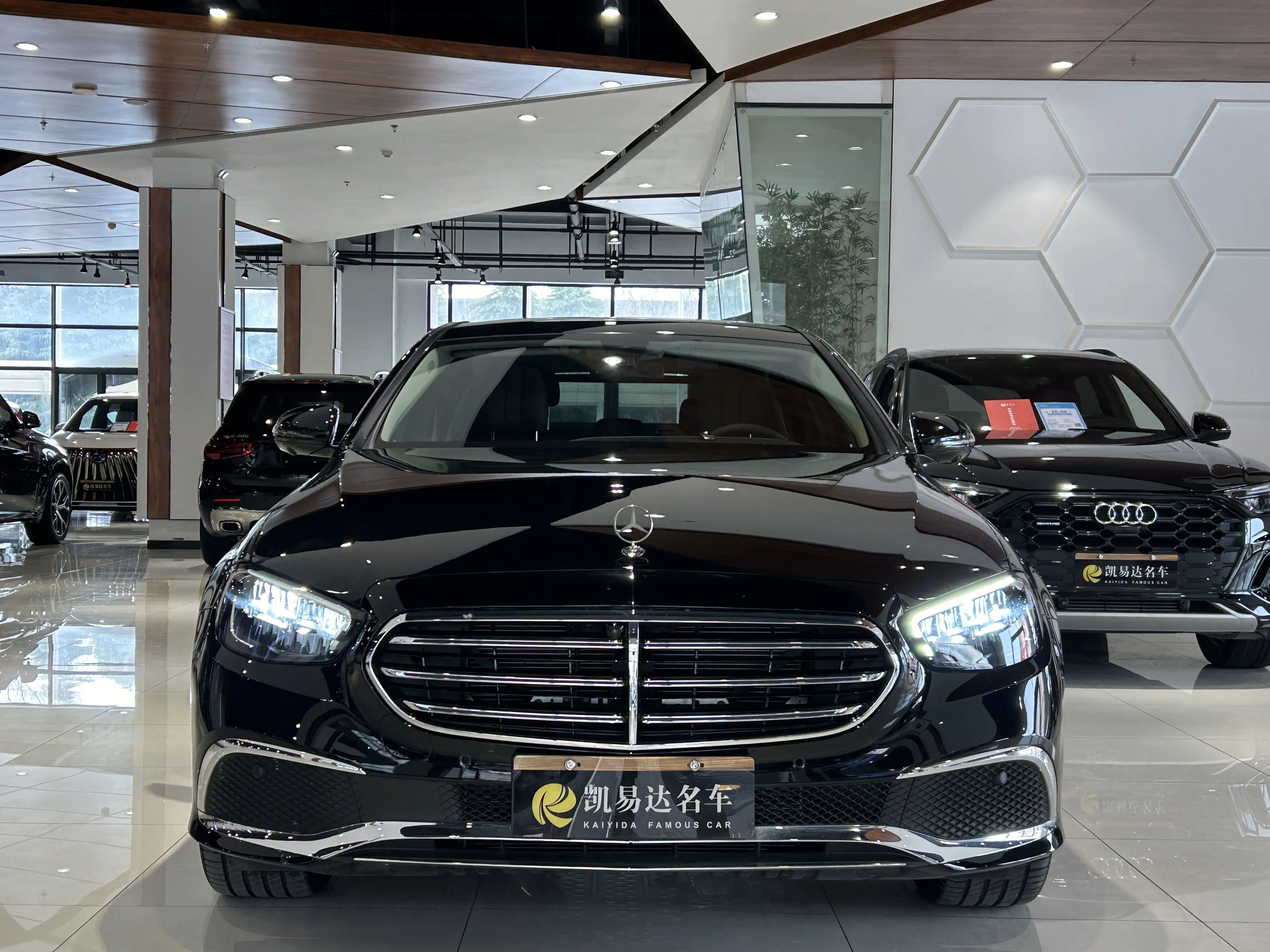 Mercedes-Benz E-Class  из Китая