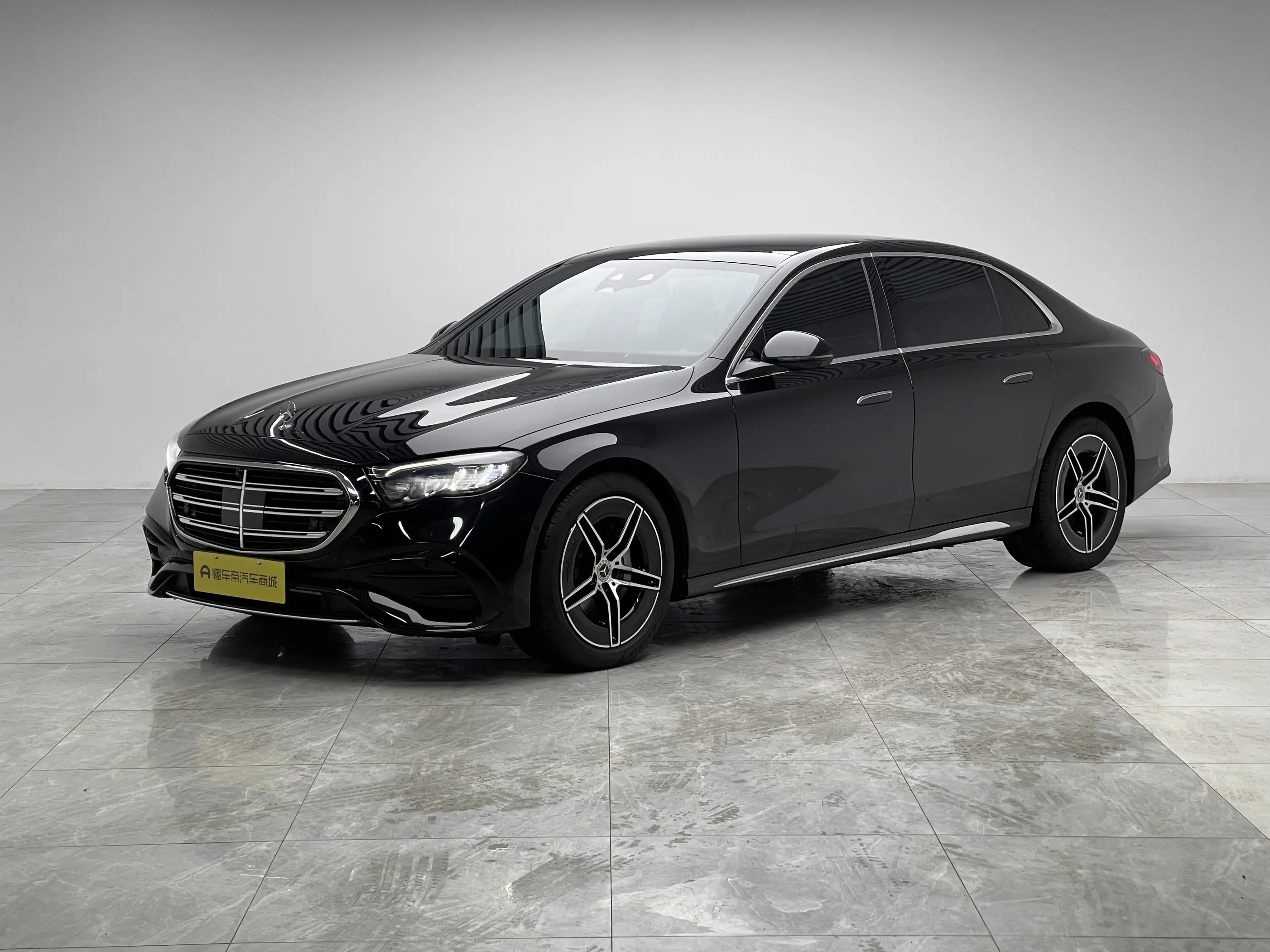 Mercedes-Benz E-Class  из Китая