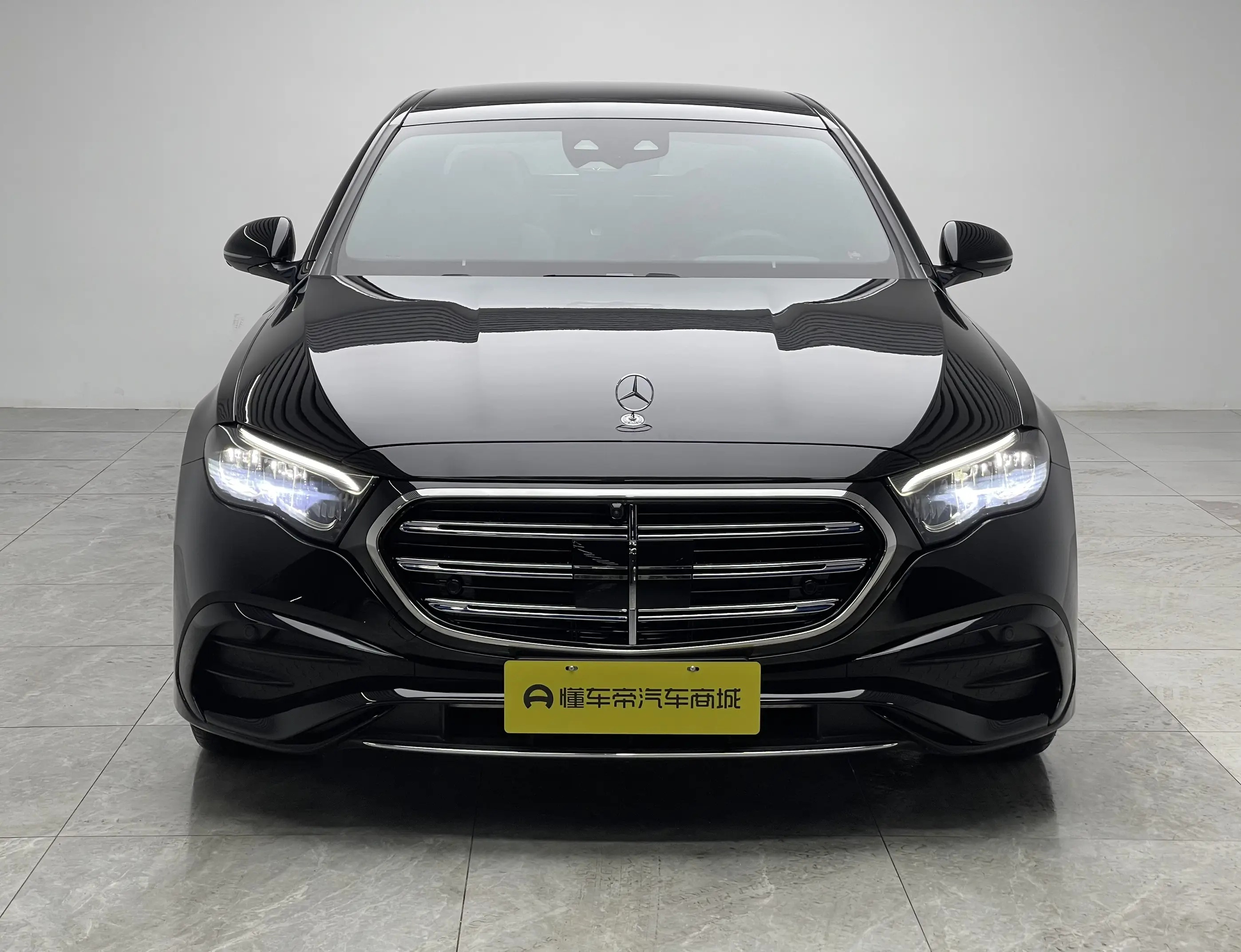Mercedes-Benz E-Class  из Китая