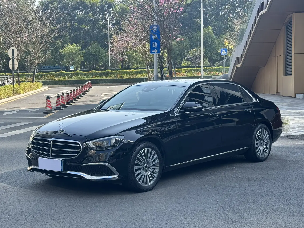 Mercedes-Benz E-Class  из Китая