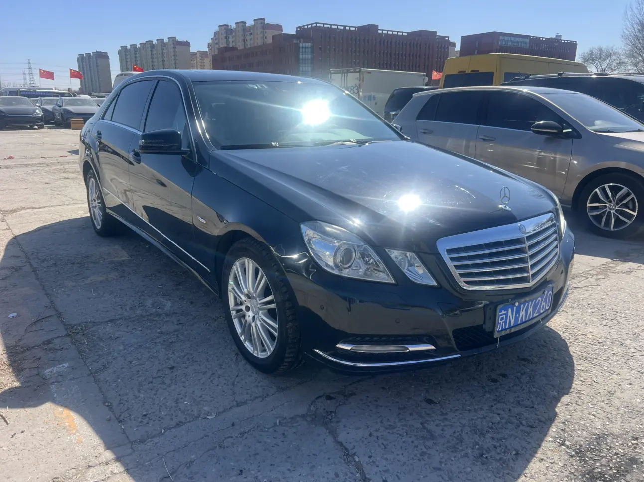 Mercedes-Benz E-Class  из Китая