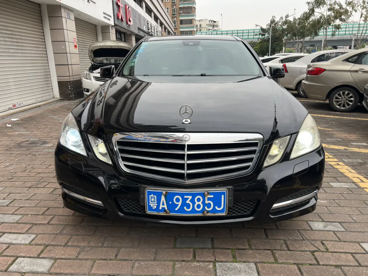 Mercedes-Benz E-Class  из Китая