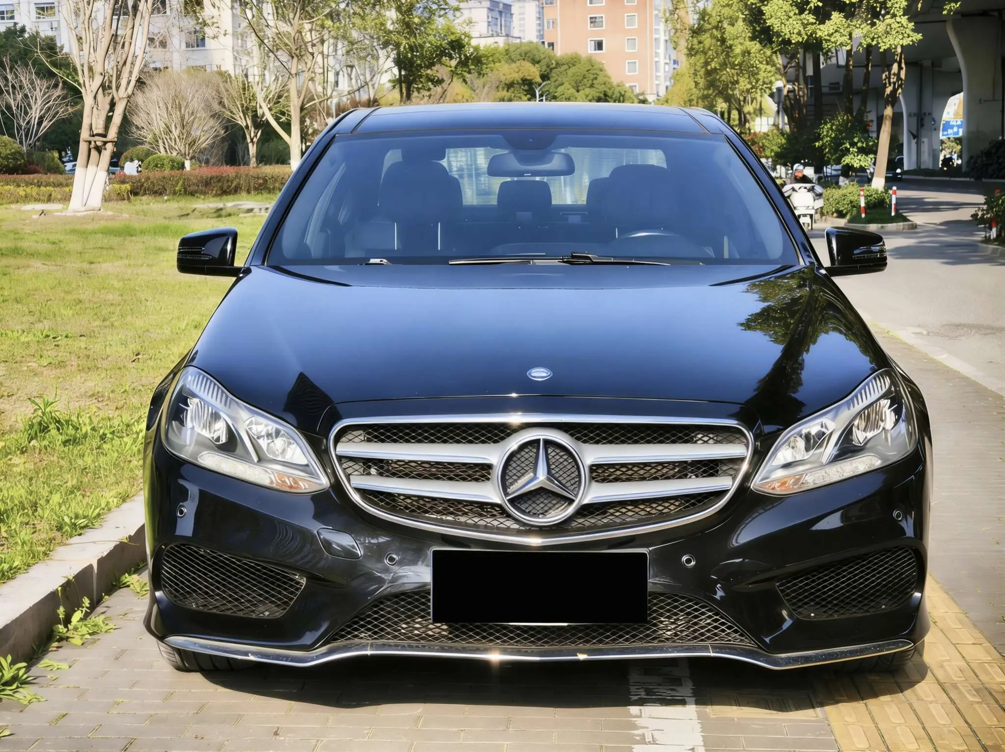 Mercedes-Benz E-Class  из Китая