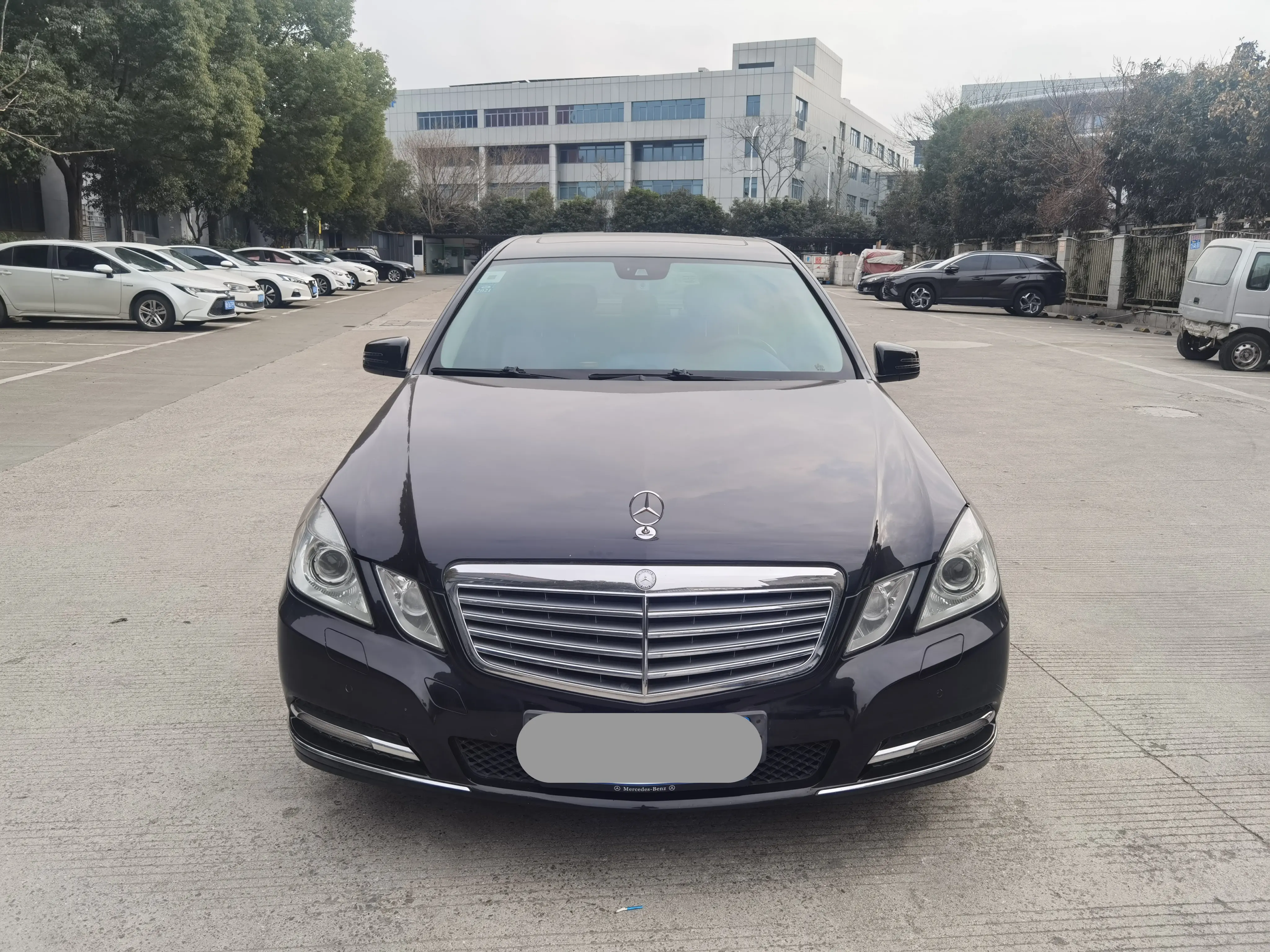 Mercedes-Benz E-Class  из Китая