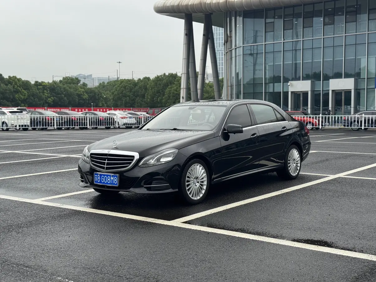 Mercedes-Benz E-Class  из Китая