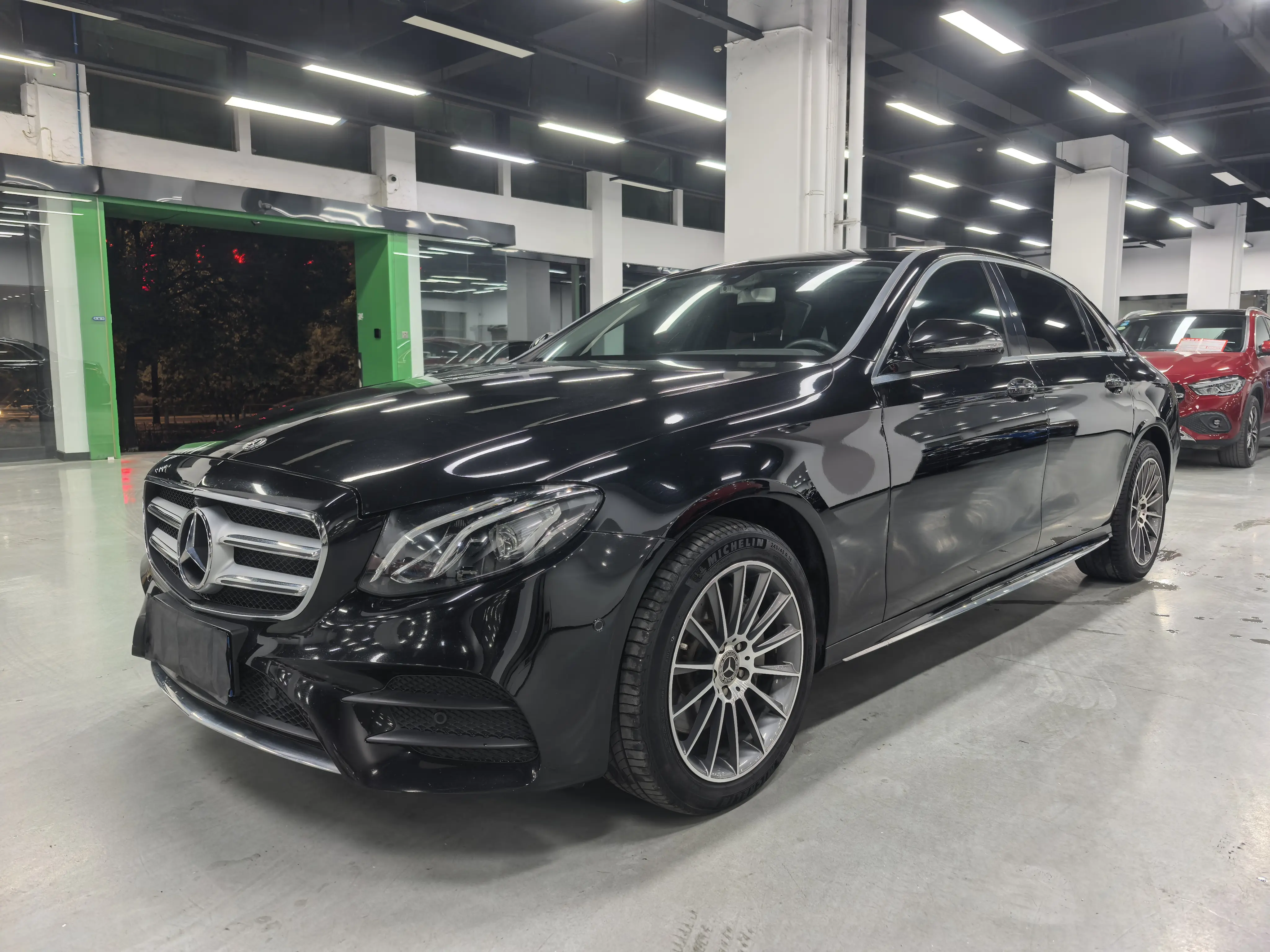 Mercedes-Benz E-Class  из Китая