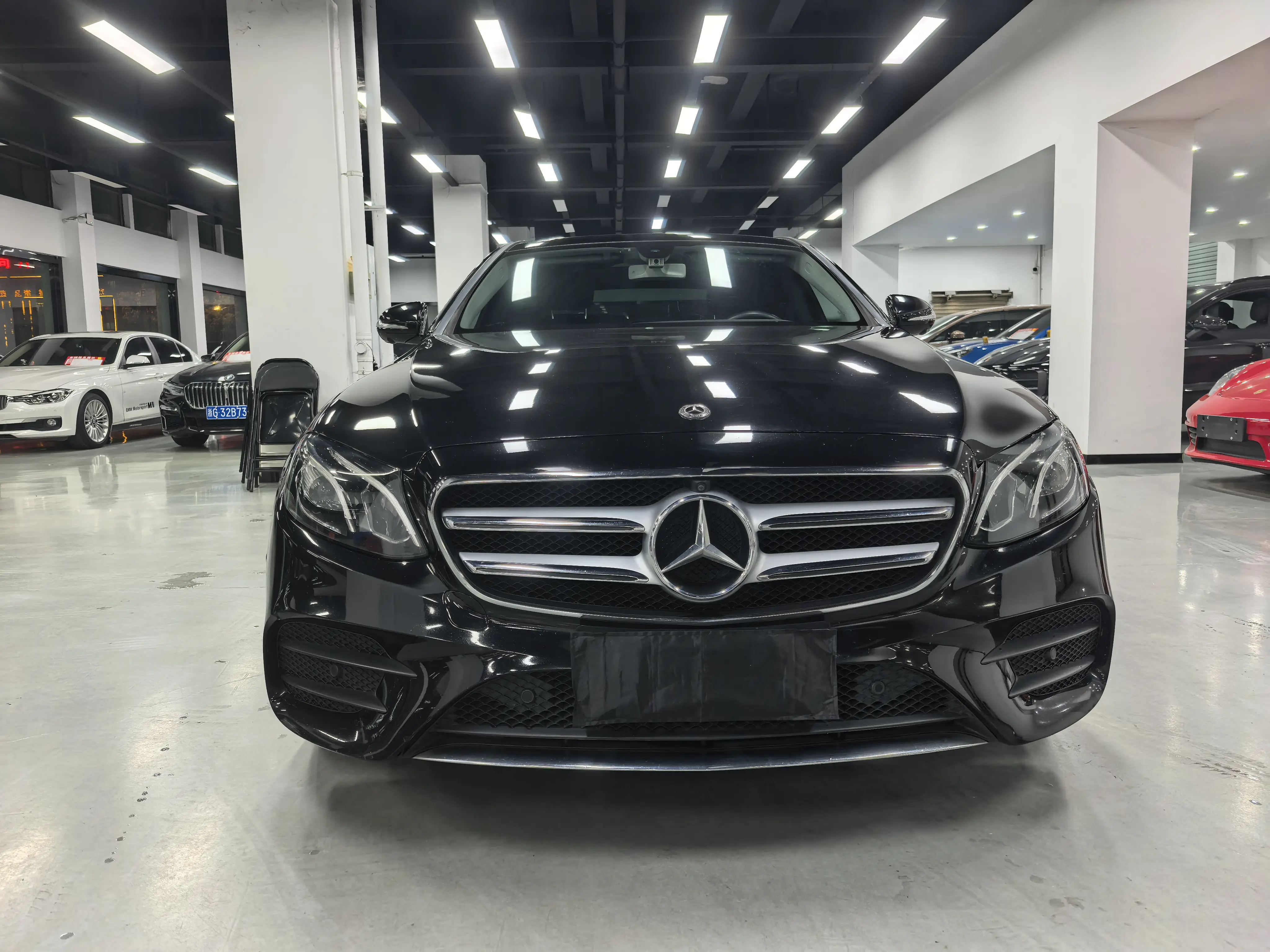 Mercedes-Benz E-Class  из Китая