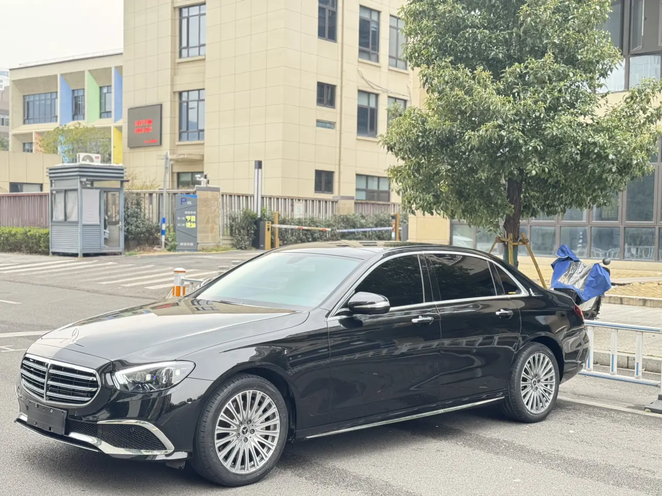 Mercedes-Benz E-Class  из Китая