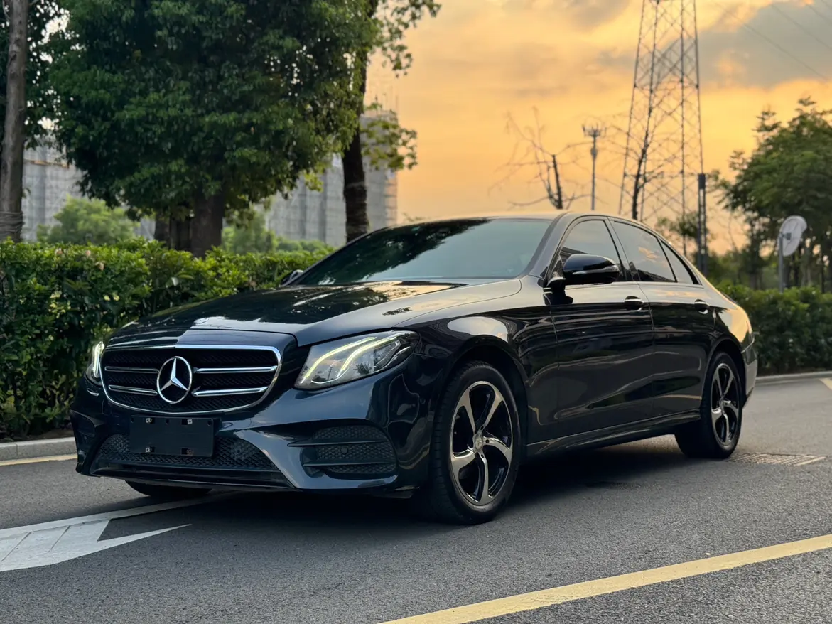 Mercedes-Benz E-Class  из Китая