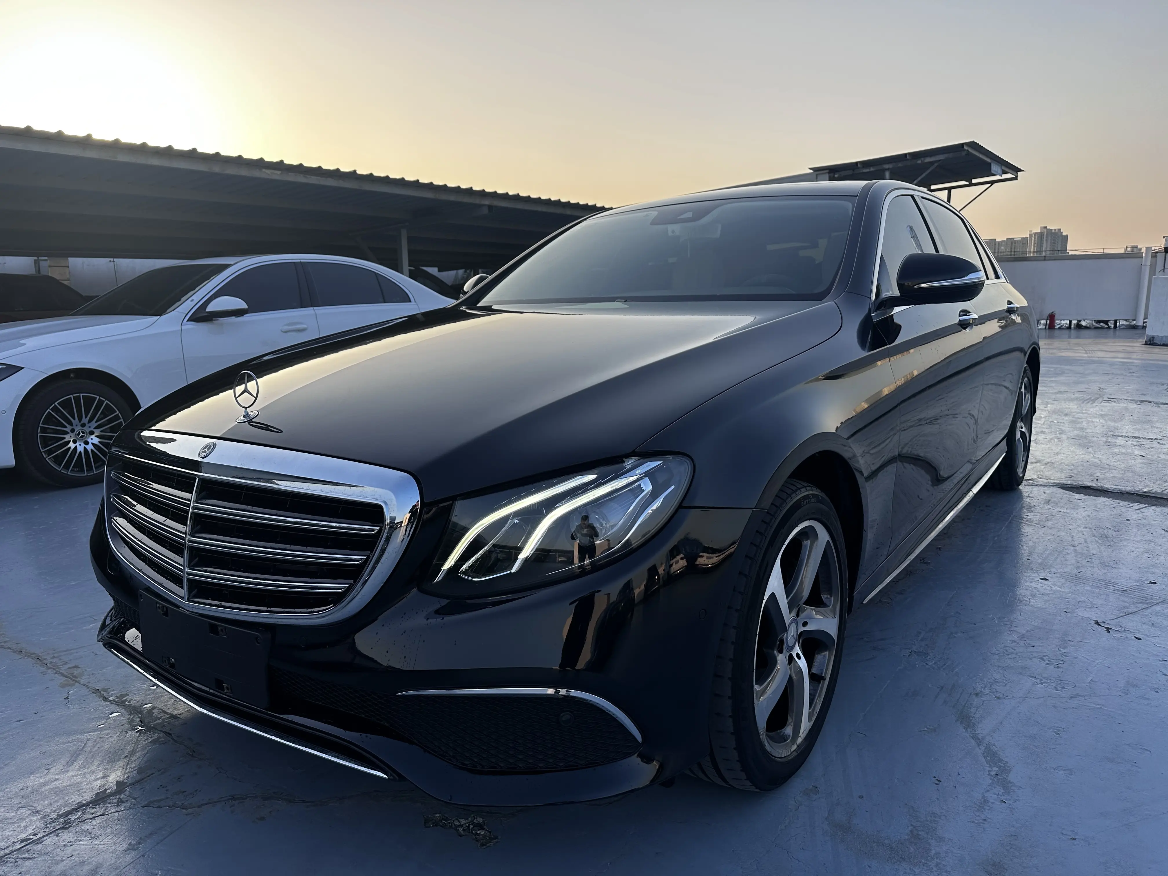 Mercedes-Benz E-Class  из Китая