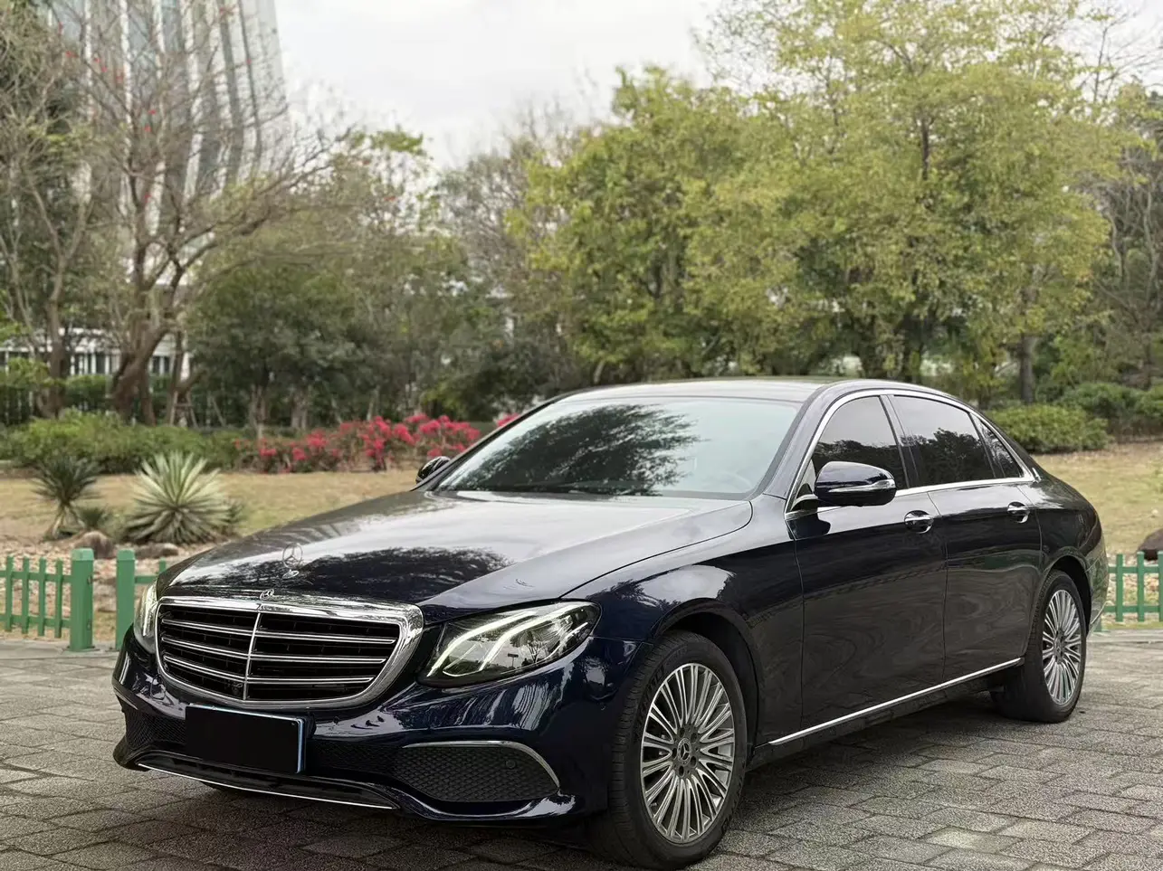 Mercedes-Benz E-Class  из Китая