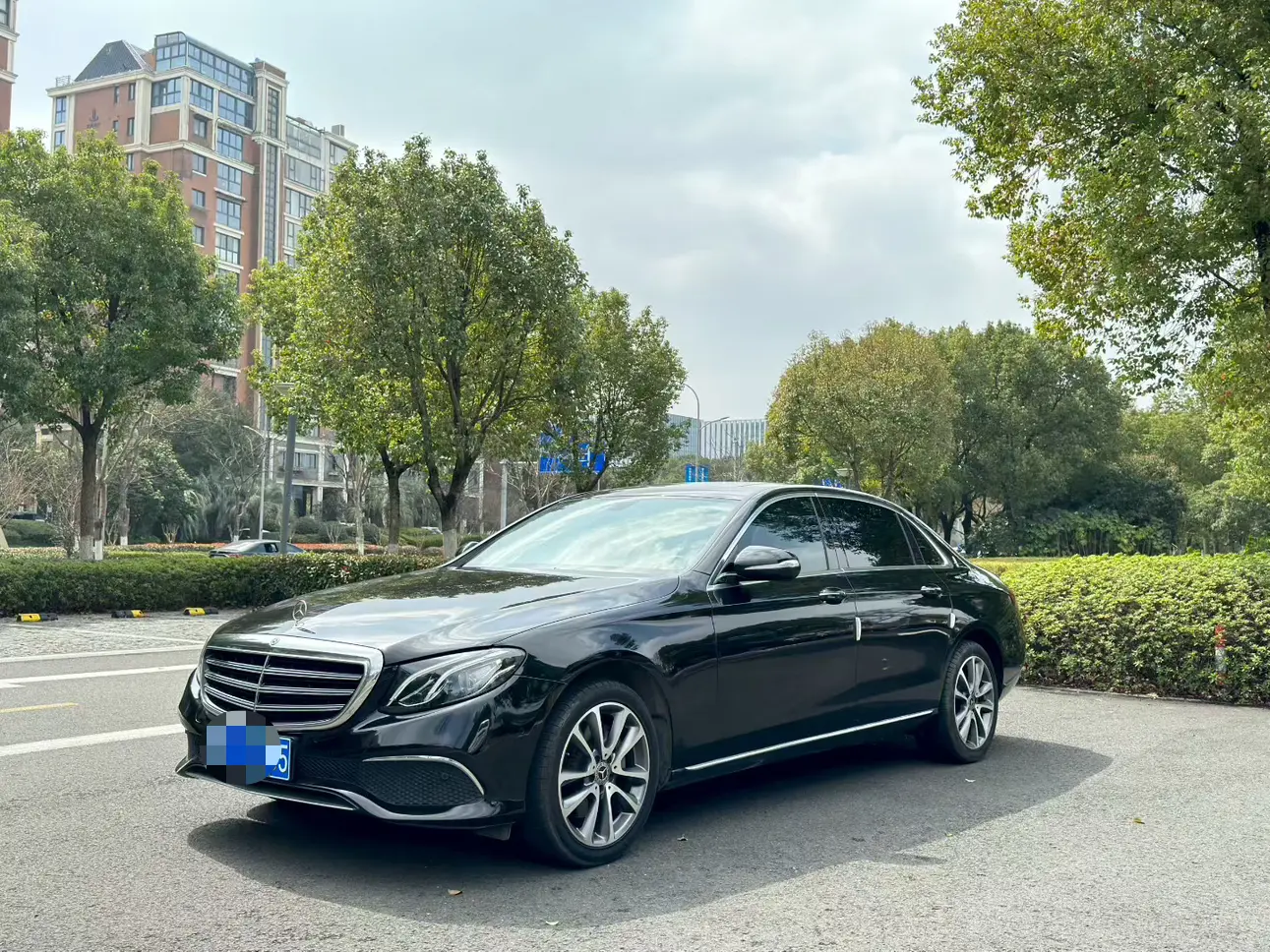 Mercedes-Benz E-Class  из Китая