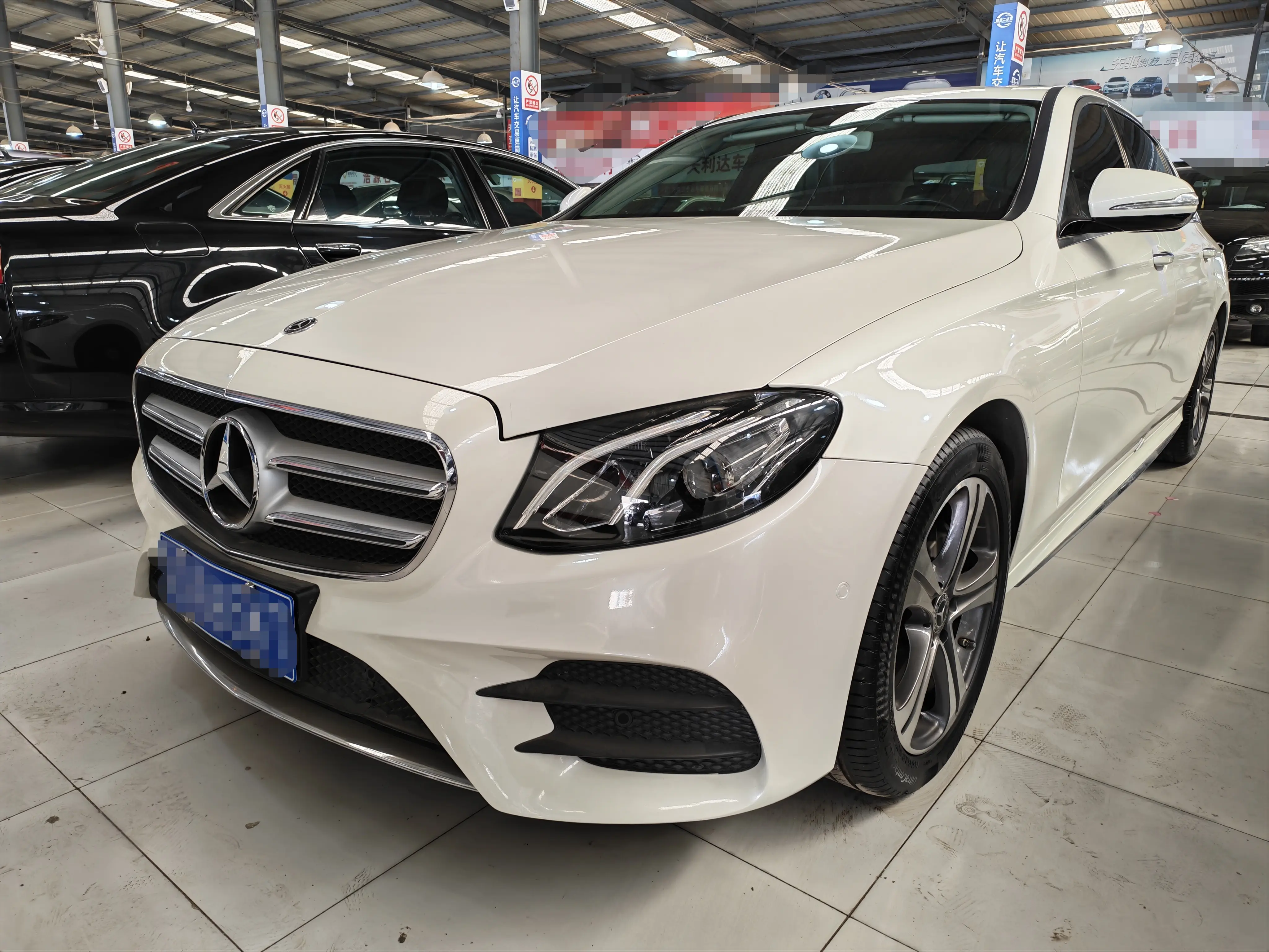 Mercedes-Benz E-Class  из Китая