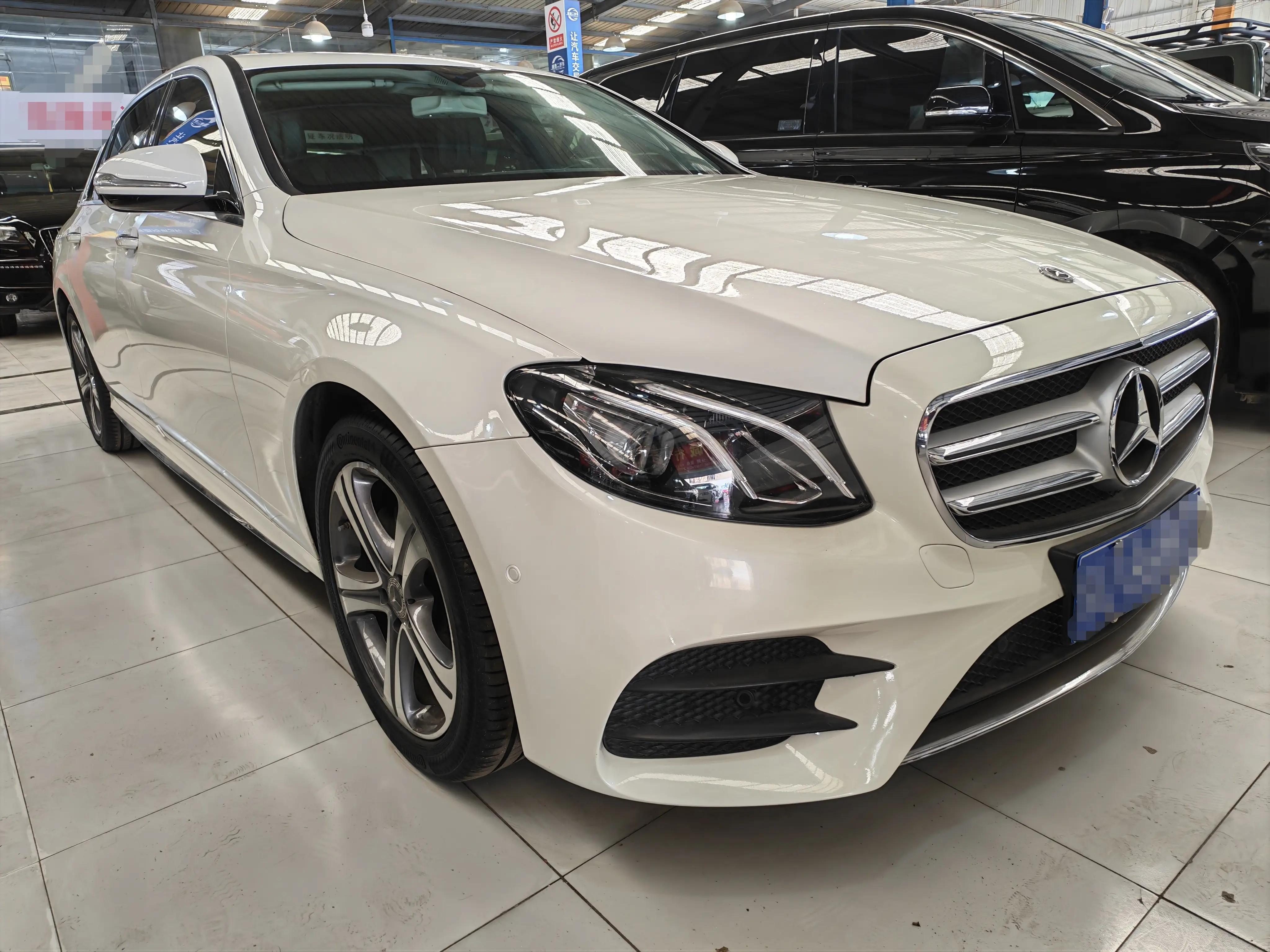 Mercedes-Benz E-Class  из Китая