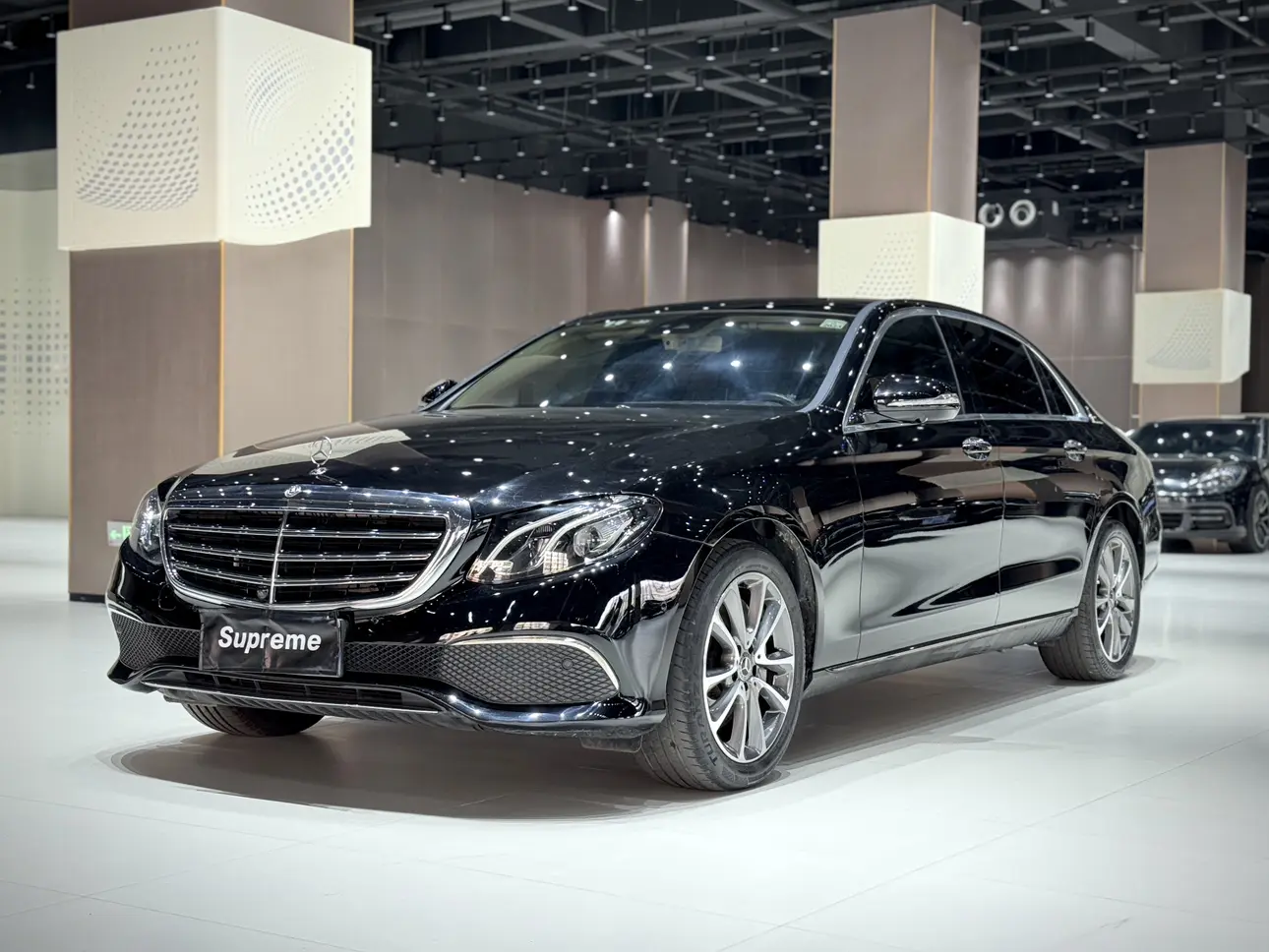 Mercedes-Benz E-Class  из Китая