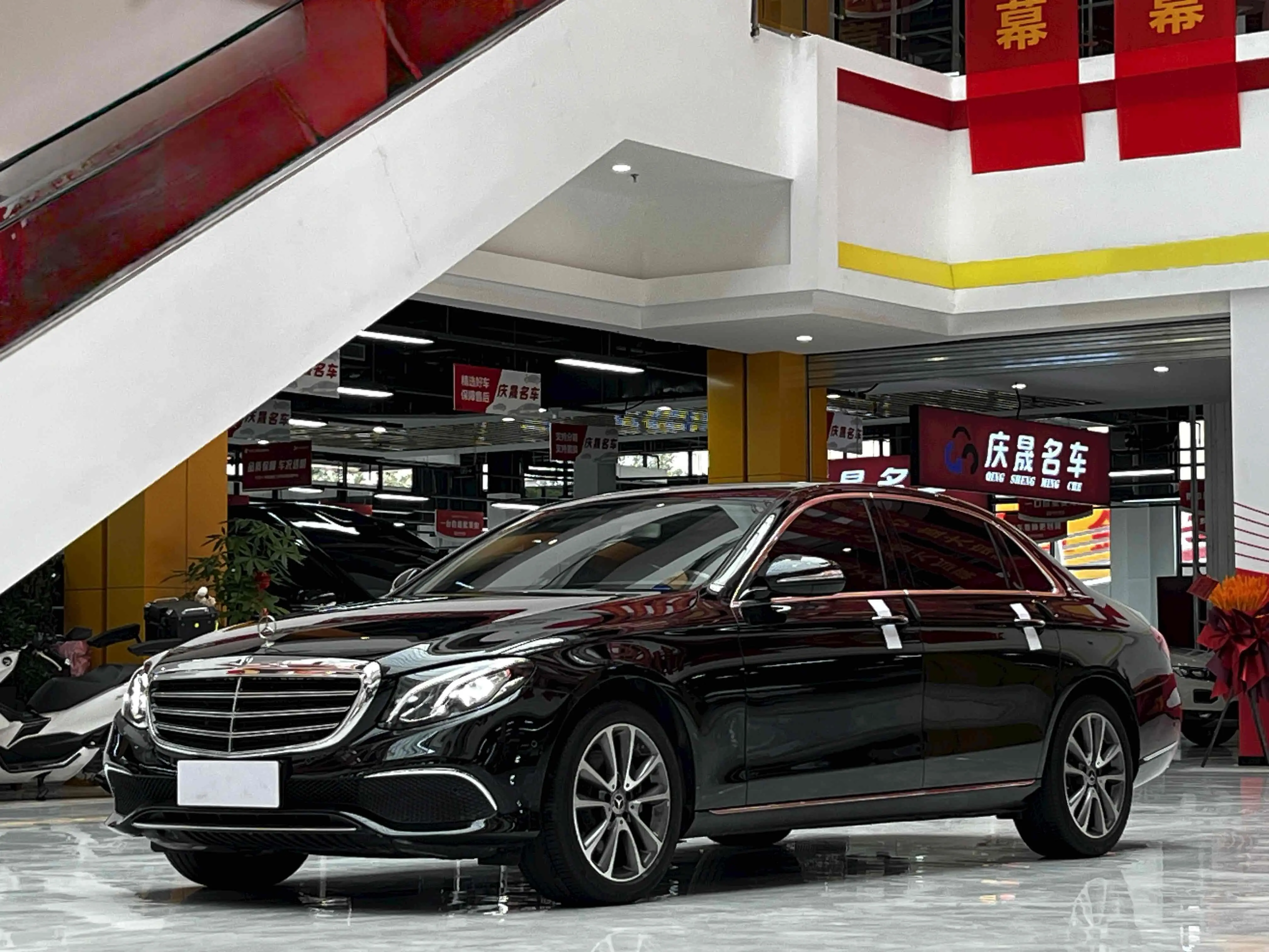 Mercedes-Benz E-Class  из Китая