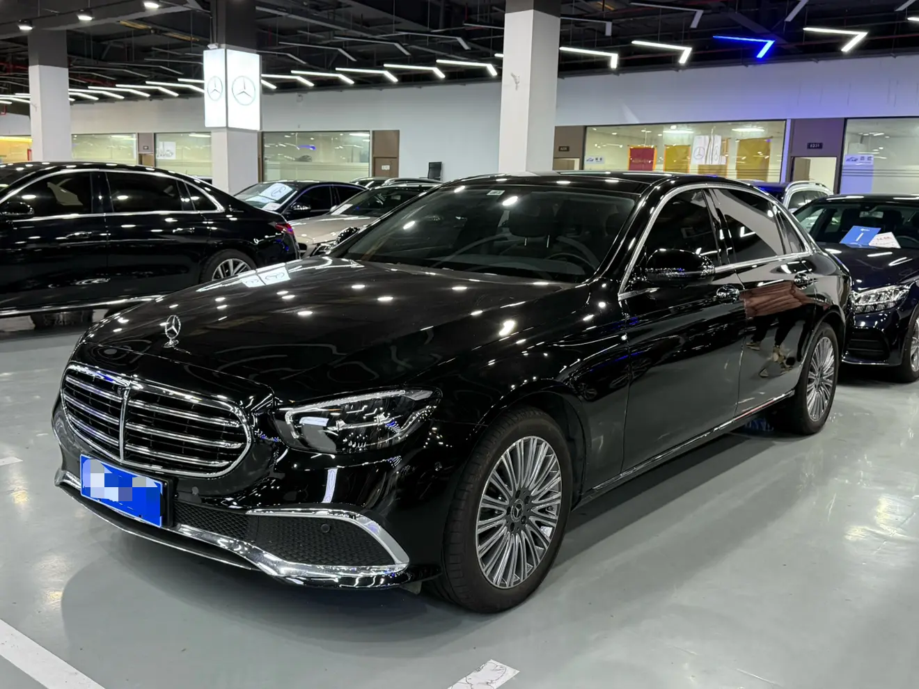 Mercedes-Benz E-Class  из Китая