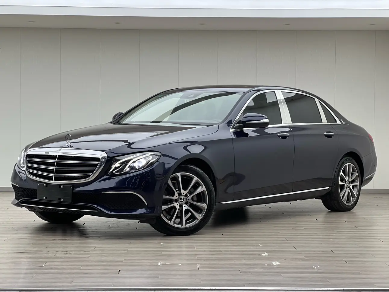 Mercedes-Benz E-Class  из Китая