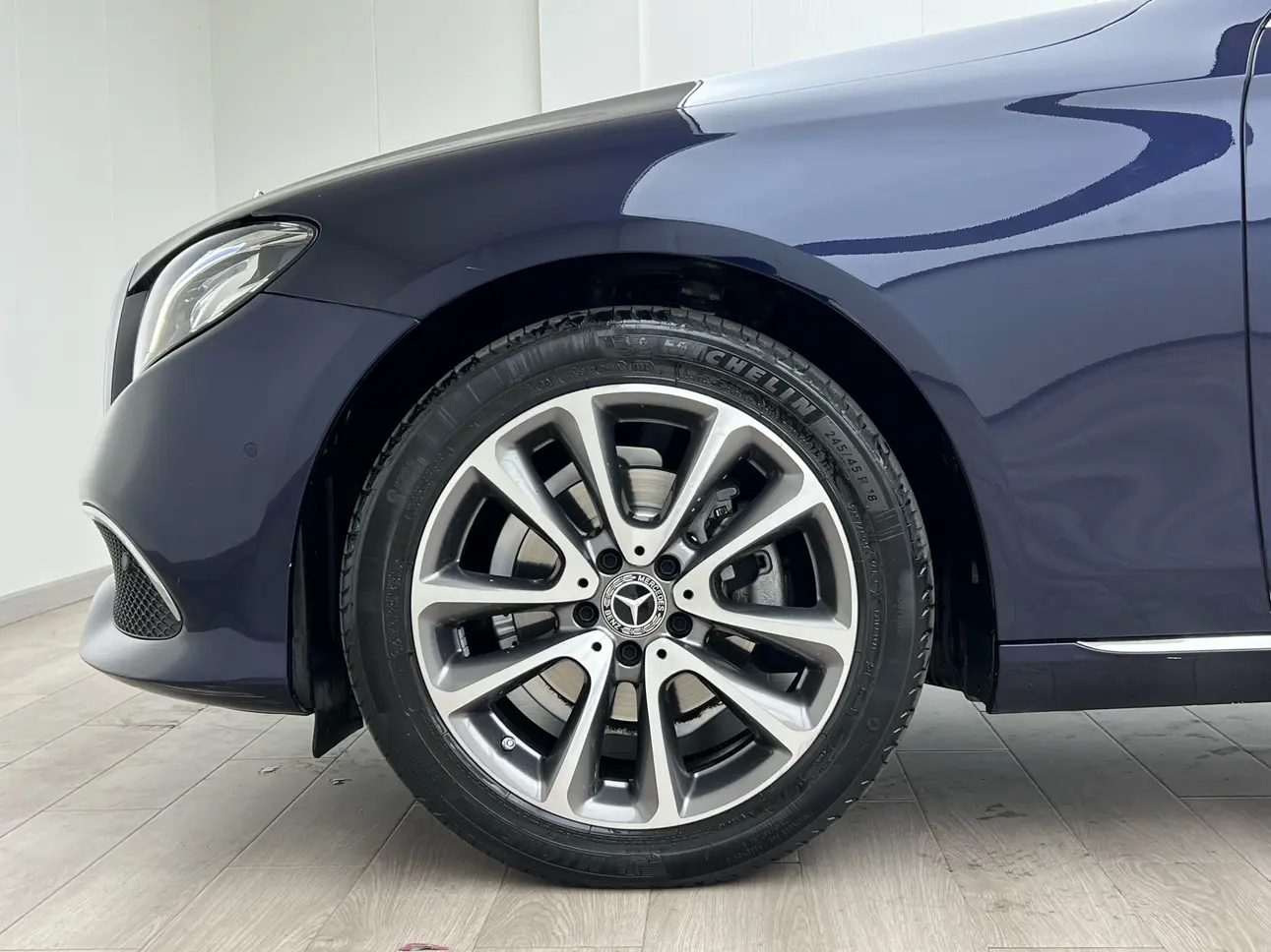 Mercedes-Benz E-Class  из Китая