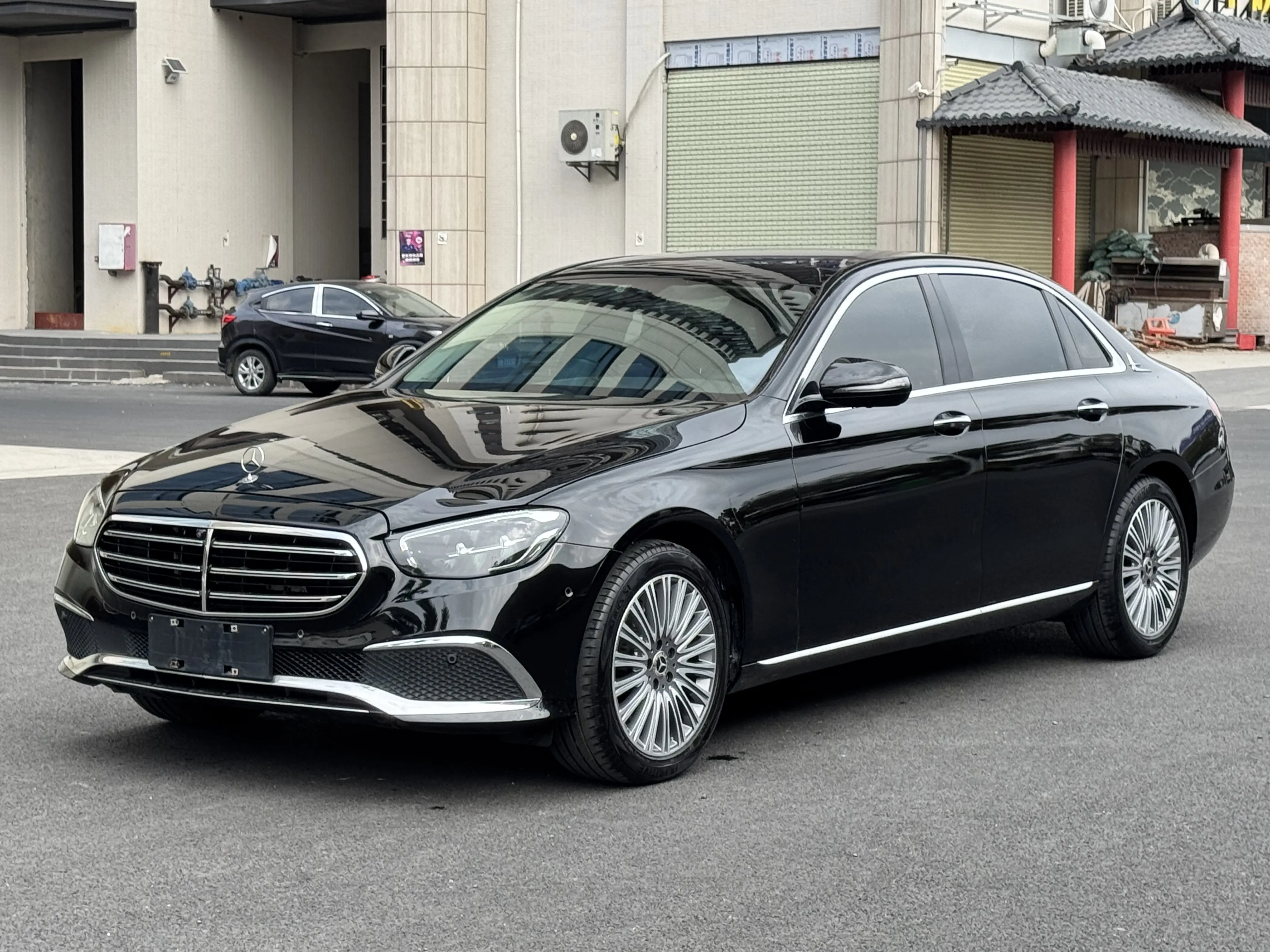 Mercedes-Benz E-Class  из Китая