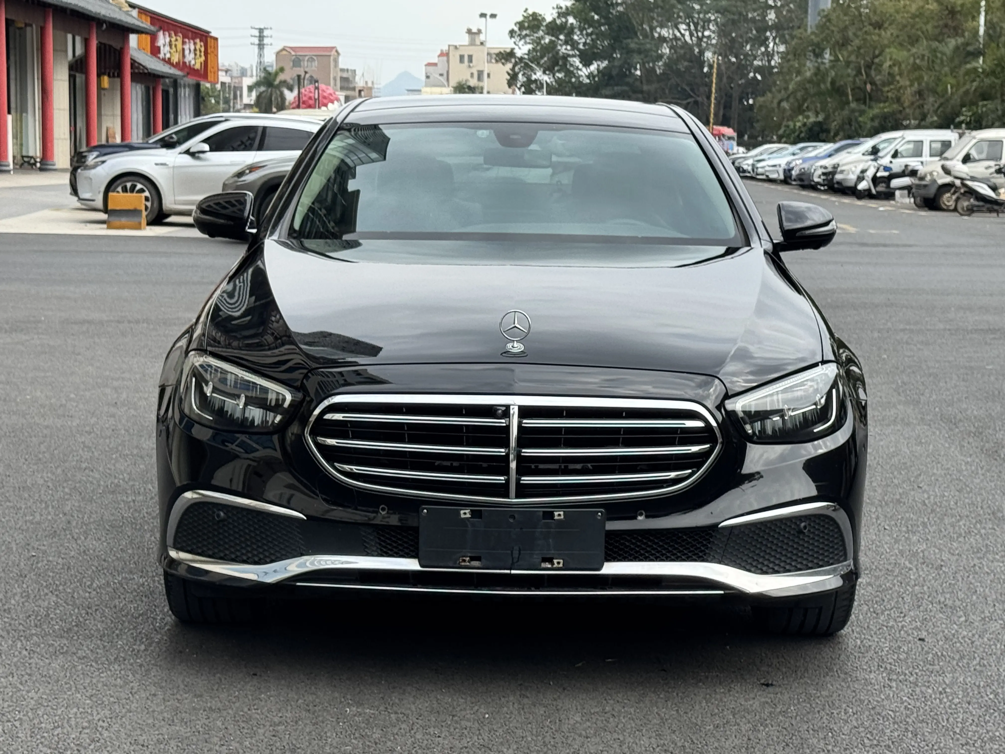 Mercedes-Benz E-Class  из Китая