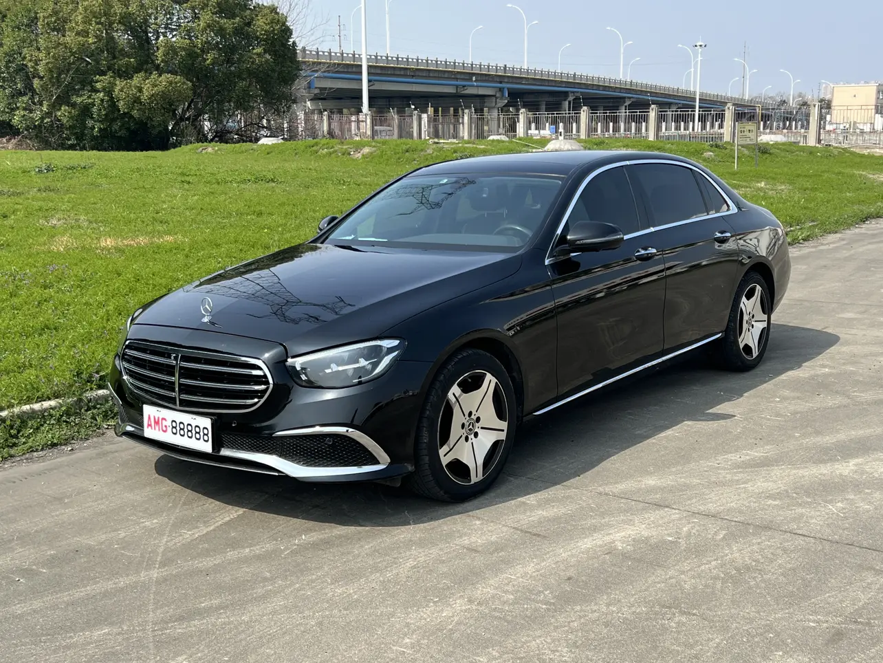 Mercedes-Benz E-Class  из Китая