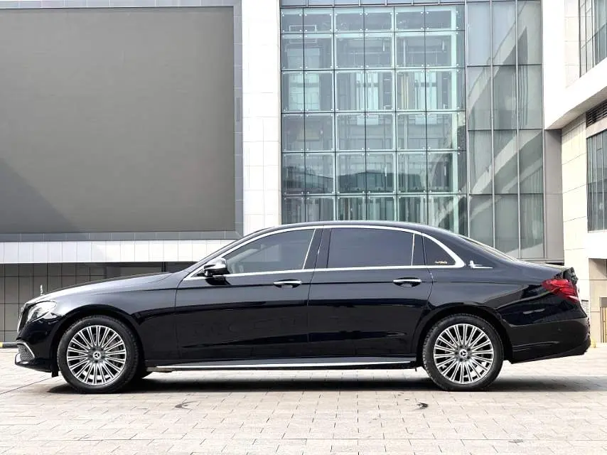Mercedes-Benz E-Class  из Китая