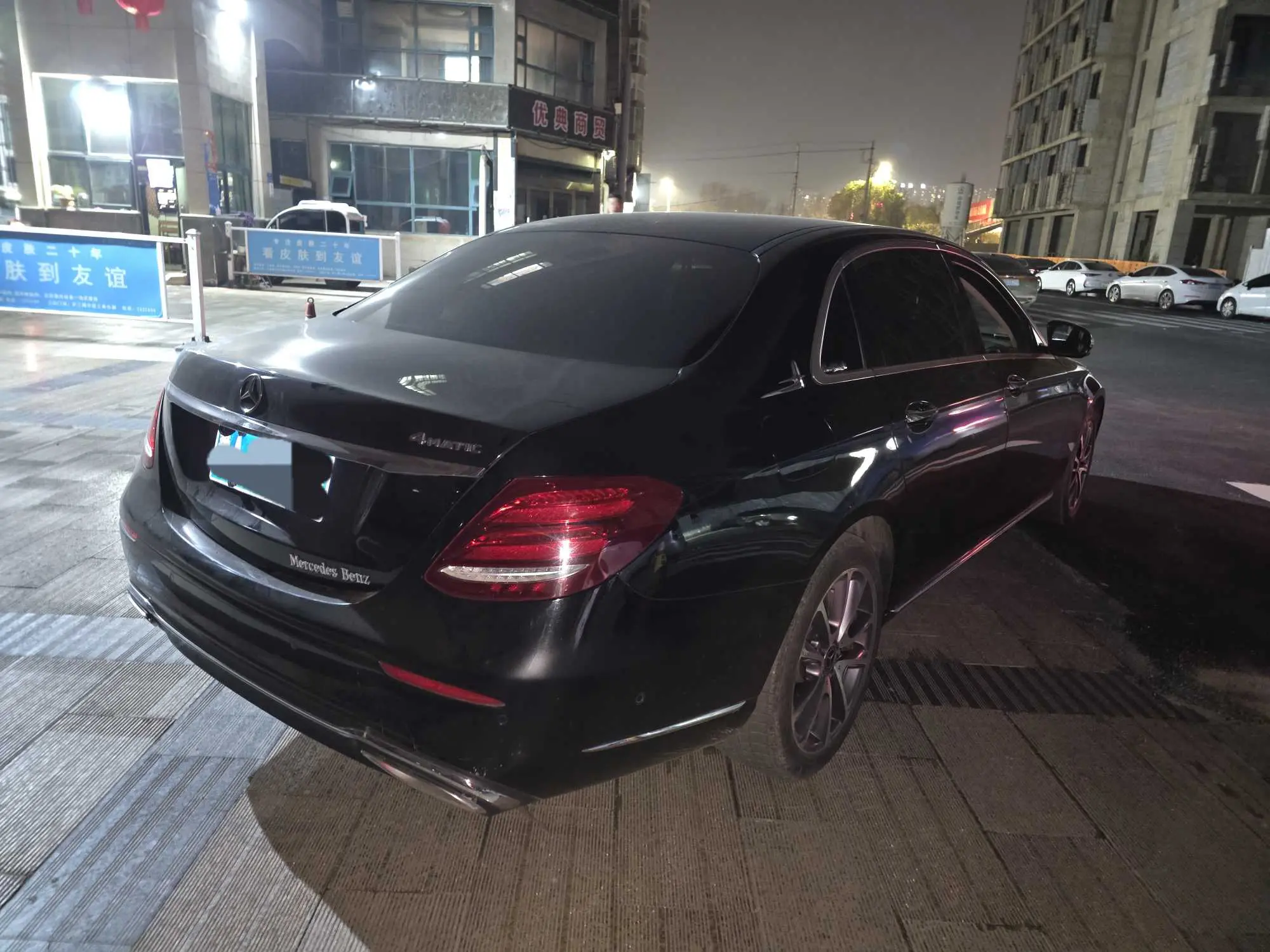 Mercedes-Benz E-Class  из Китая