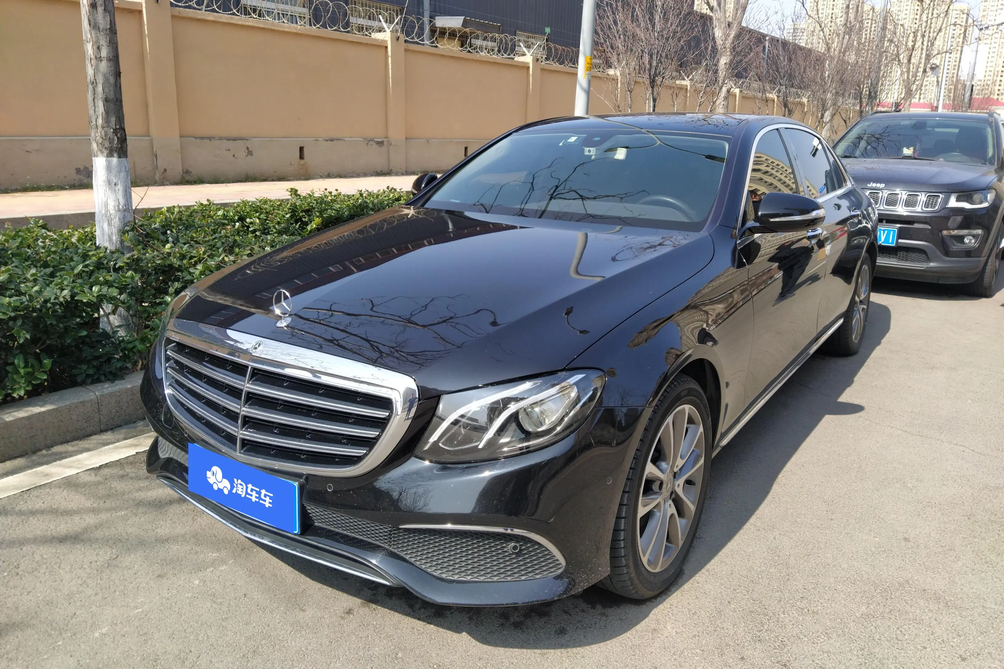 Mercedes-Benz E-Class  из Китая
