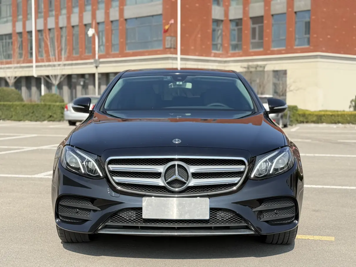 Mercedes-Benz E-Class  из Китая