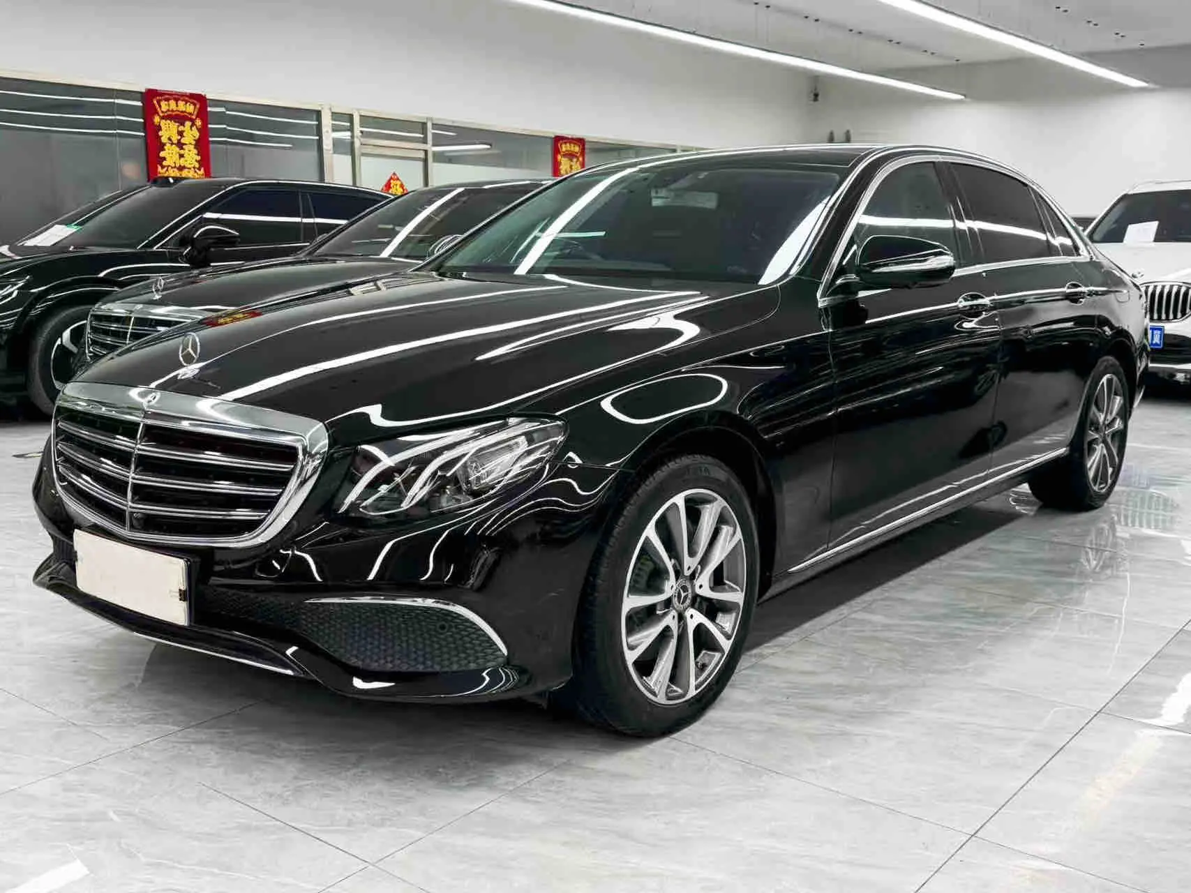 Mercedes-Benz E-Class  из Китая