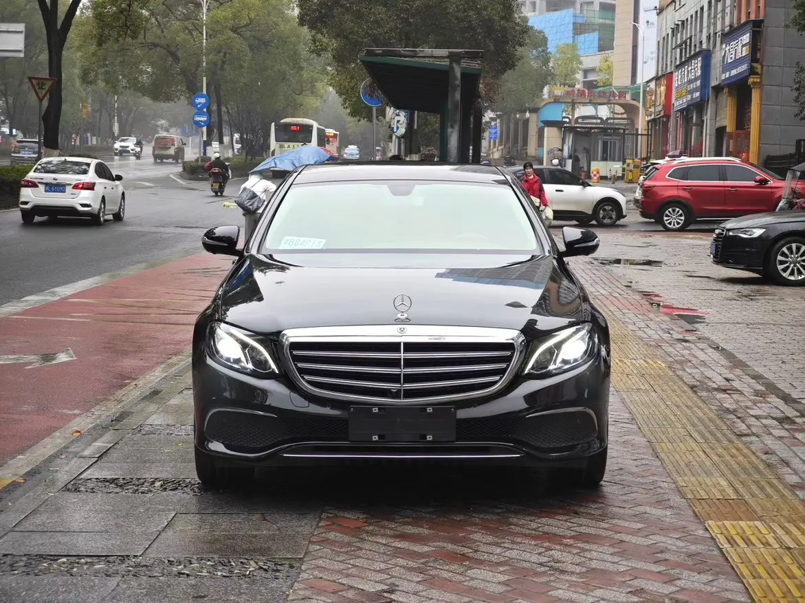 Mercedes-Benz E-Class  из Китая