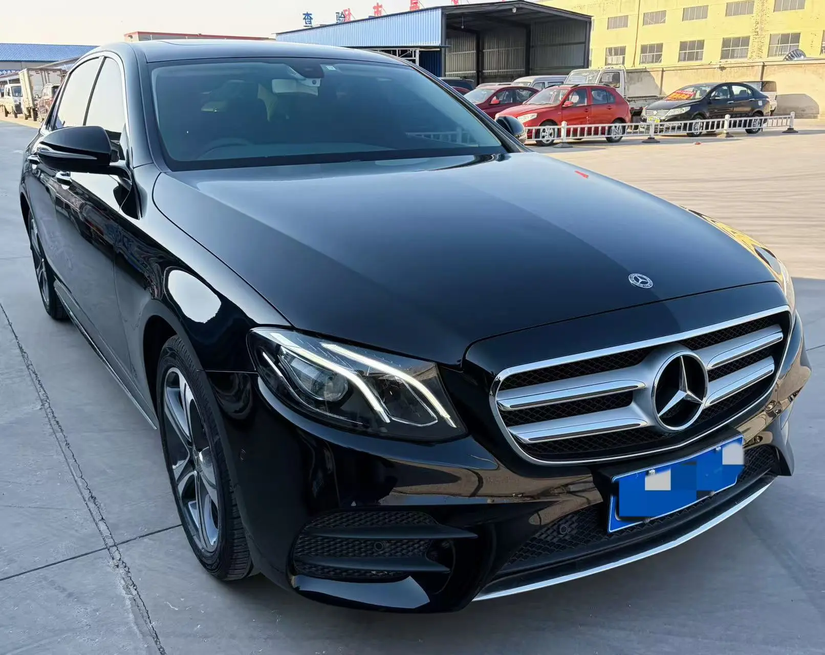 Mercedes-Benz E-Class  из Китая